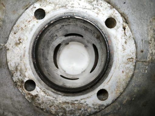 Cylinder silnika MZ ETZ 150 wymiar około 56.50 mm - pierwszy szlif. - obrazek 8