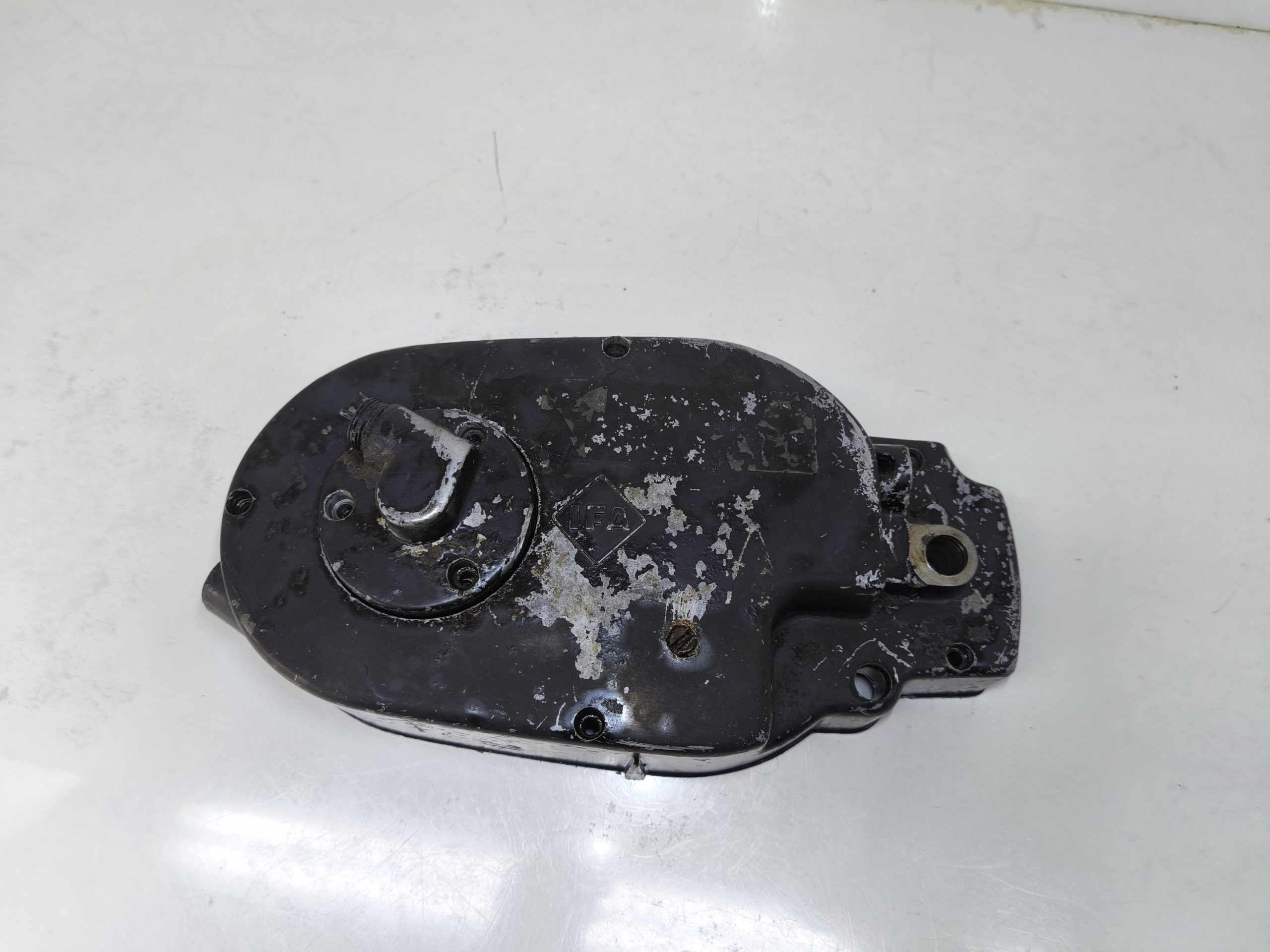 Pokrywa sprzęgła silnika MZ ETZ 251 301 250 osłona obudowa - obrazek 2