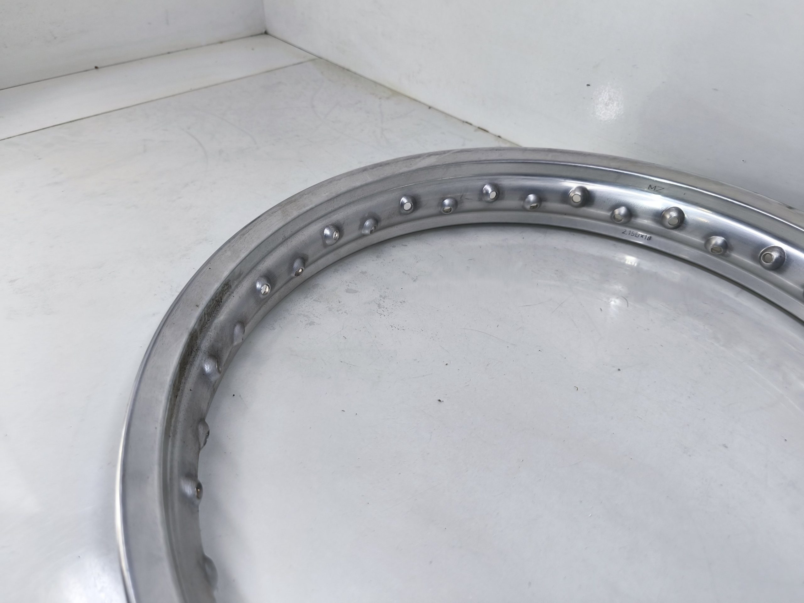 Oryginał DDR nowa - felga aluminiowa tył 18 cali MZ ETZ 250 - obrazek 9