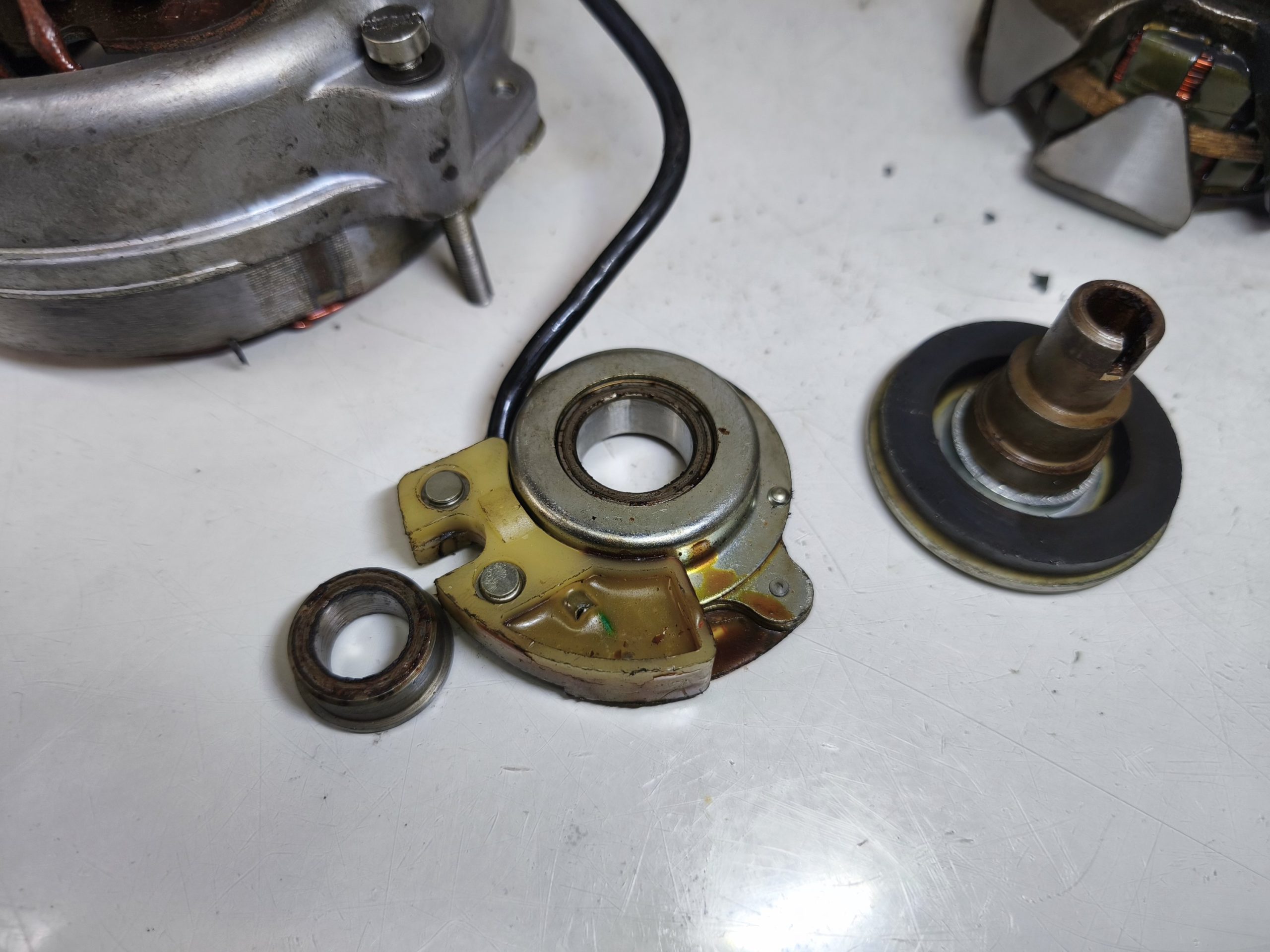 Zapłon elektroniczny typu A MZ ETZ 250 251 125 150 wirnik stojan czujnik Halla moduł zapłonowy - obrazek 9