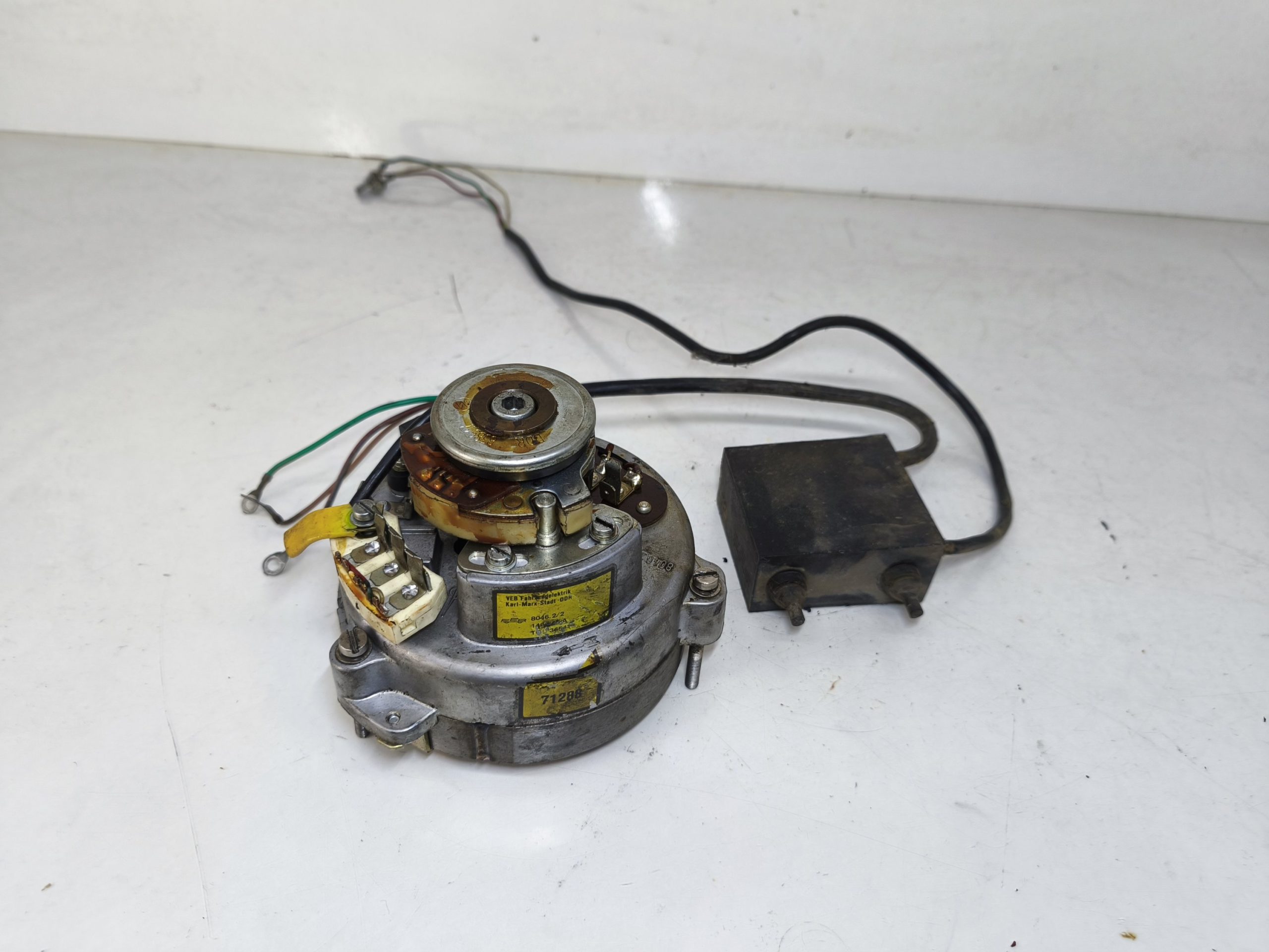 Zapłon elektroniczny typu A MZ ETZ 250 251 125 150 wirnik stojan czujnik Halla moduł zapłonowy