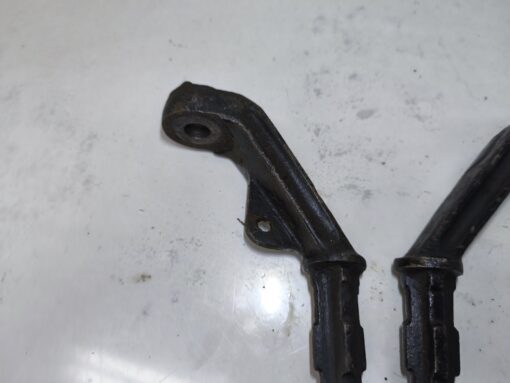 Podnóżki stopki kierowcy MZ ES 250 175 300 Jaskółka na trzy frezy - obrazek 3