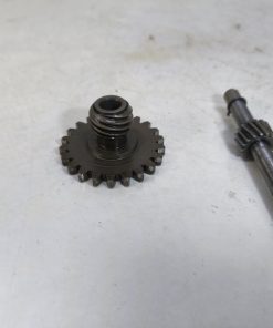 Alternative view of Wałek napędu obrotomierza MZ ETZ 125 150 napęd obrotomierza używany oryginał