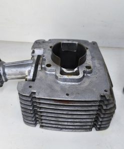 Alternative view of Cylinder silnika MZ ETZ 300 z tłokiem K20 wymiar 75.71 z głowicą. Silnik MZ ETZ 250, głowica.