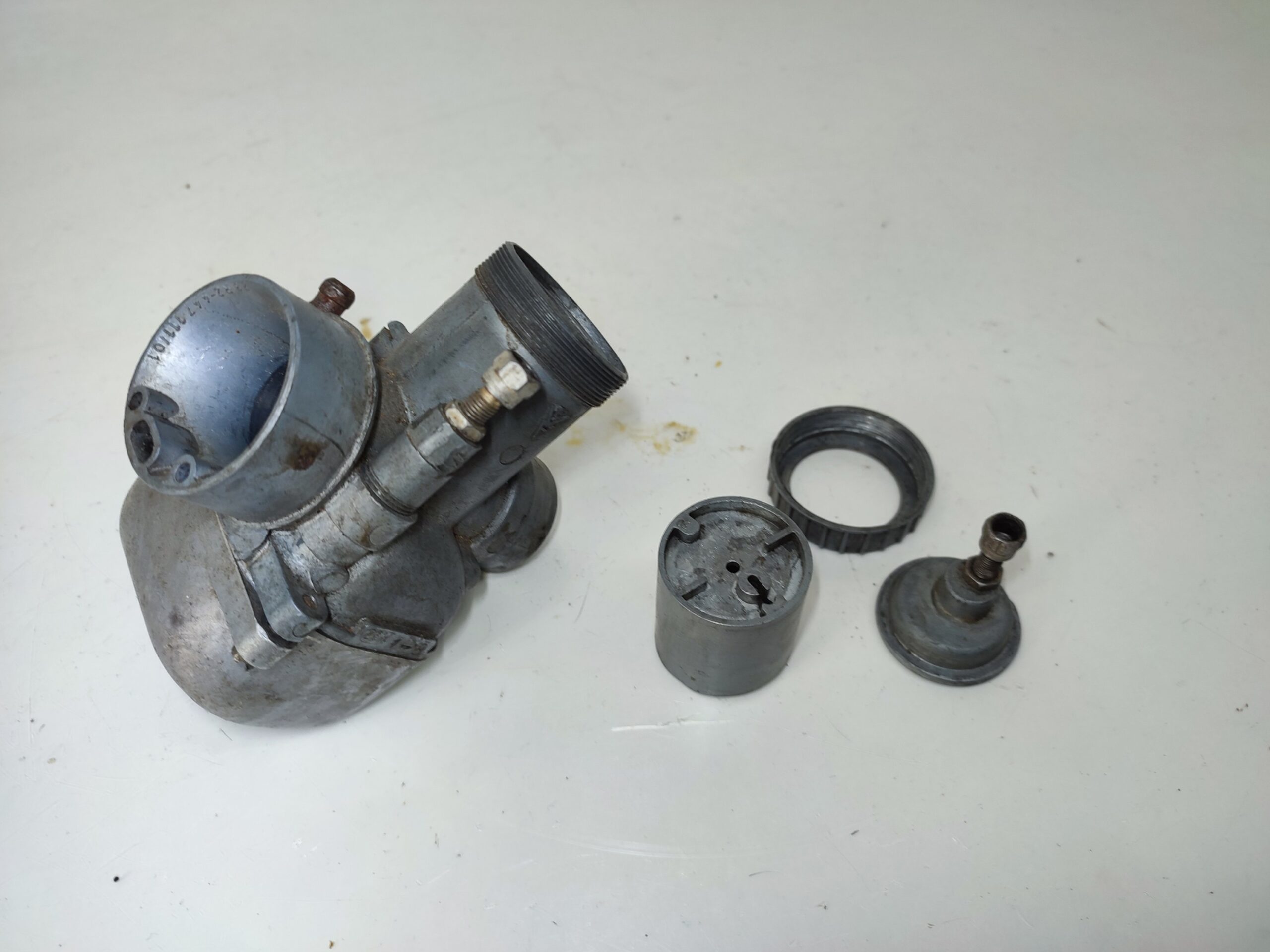 Gaźnik BVF 28N1-3 MZ ES 250/2 Trophy oryginał używany niekompletny - obrazek 5