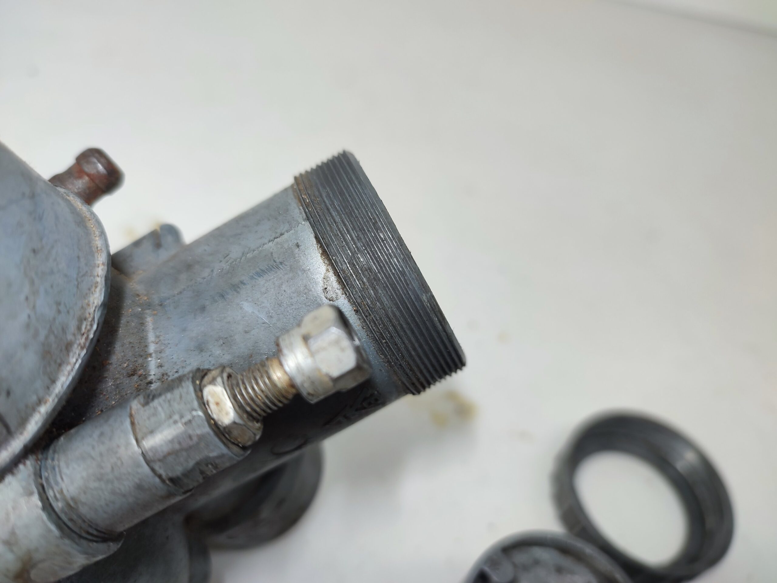 Gaźnik BVF 28N1-3 MZ ES 250/2 Trophy oryginał używany niekompletny - obrazek 6