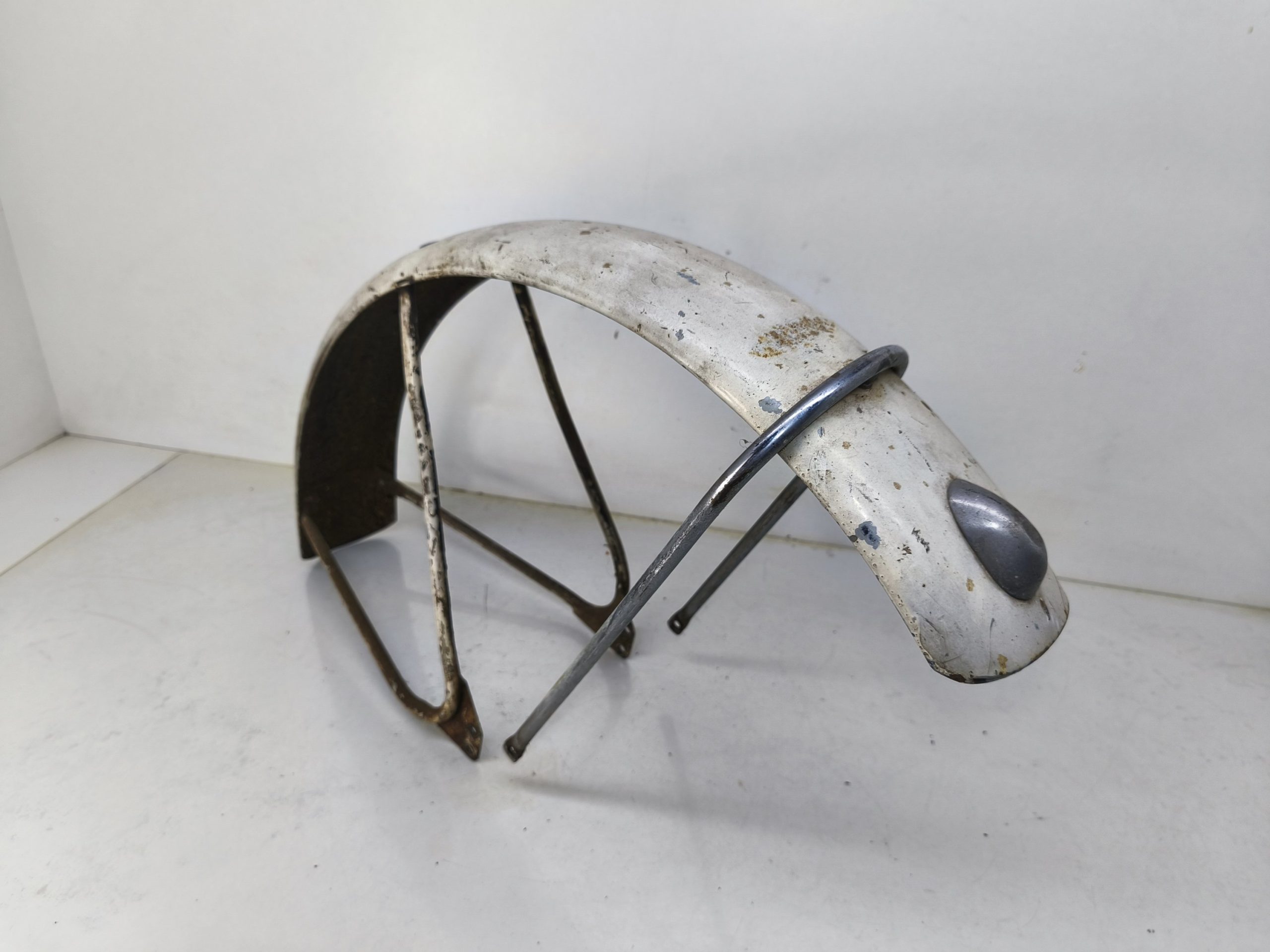 Błotnik przedni przód MZ TS 250/1 150 125 pod koło 18 cali - obrazek 3