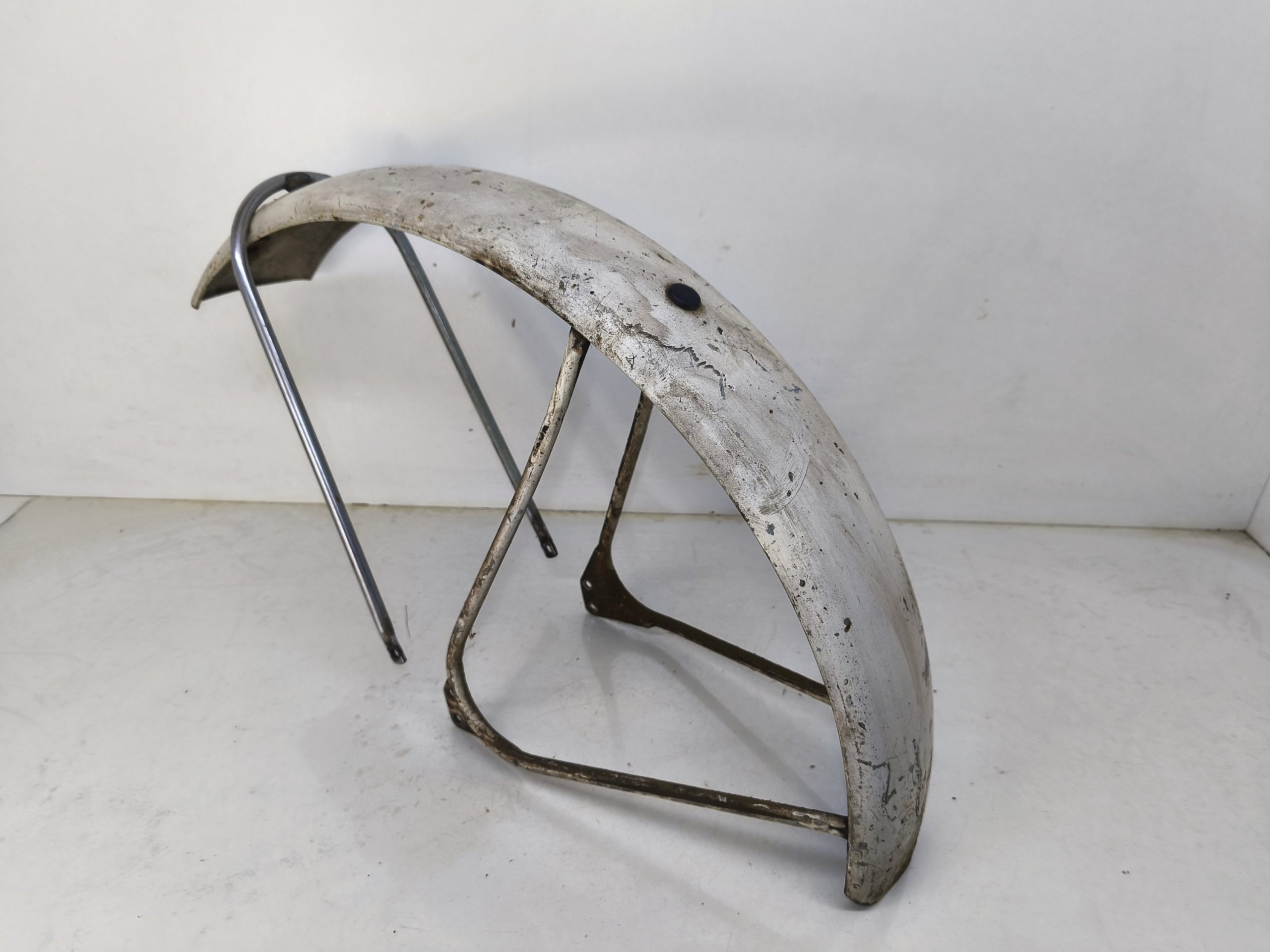 Błotnik przedni przód MZ TS 250/1 150 125 pod koło 18 cali - obrazek 2