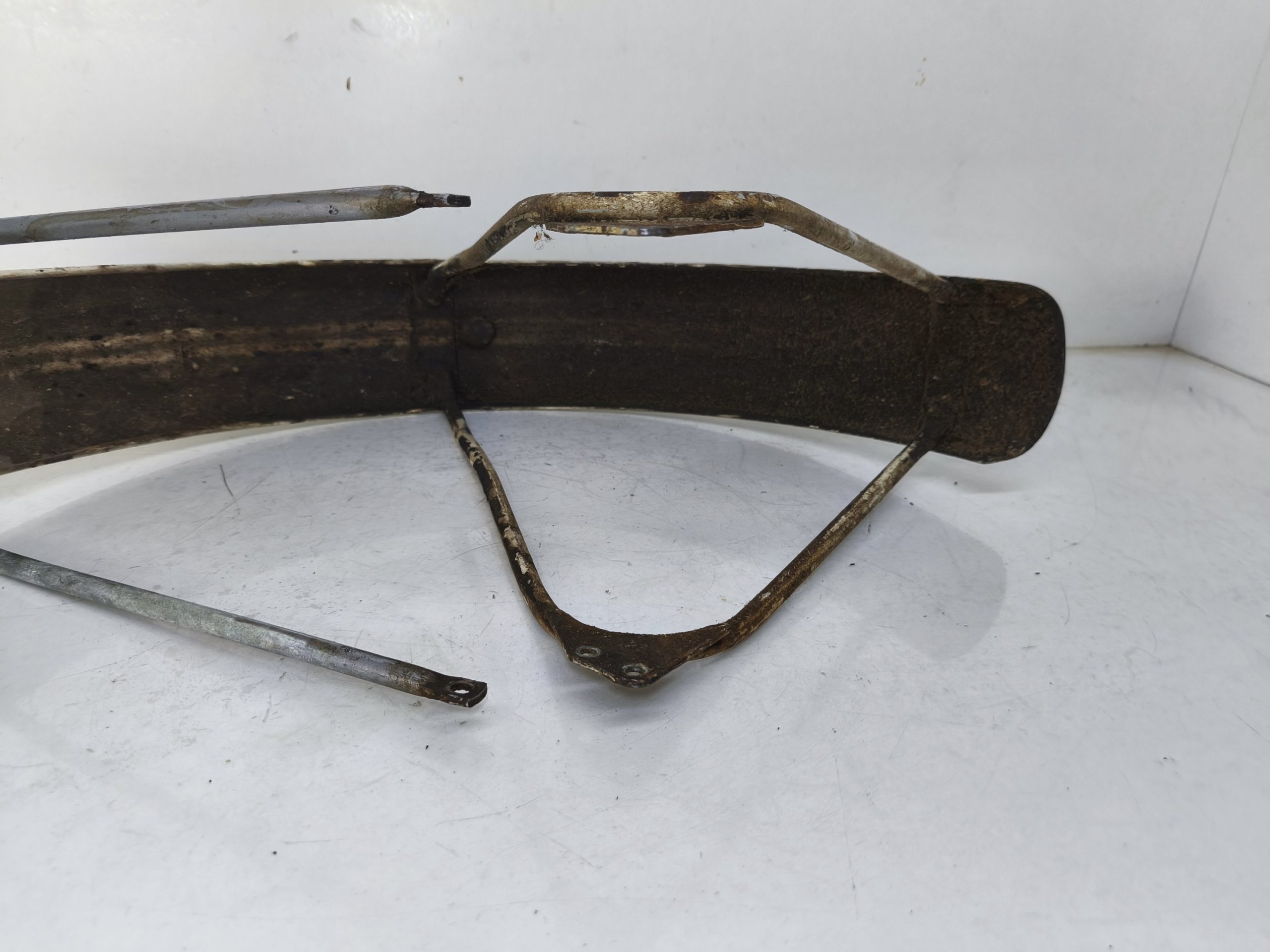 Błotnik przedni przód MZ TS 250/1 150 125 pod koło 18 cali - obrazek 7