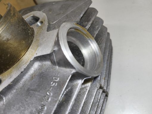 Oryginał DDR fabrycznie nowy - cylinder MZ TS 250/1 z tłokiem 68.96mm - nominalny. - obrazek 5
