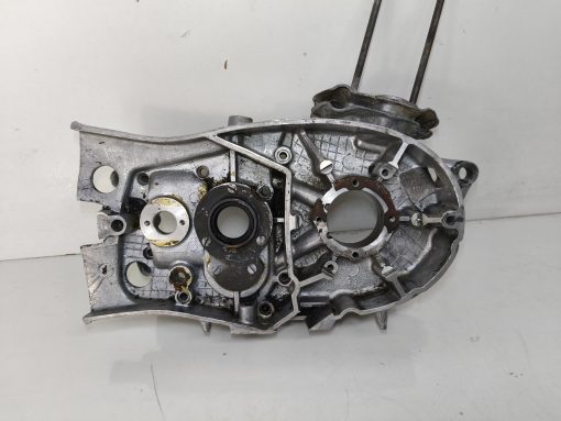 Karter prawy silnika MZ ES 125 150 - silnik kartery.