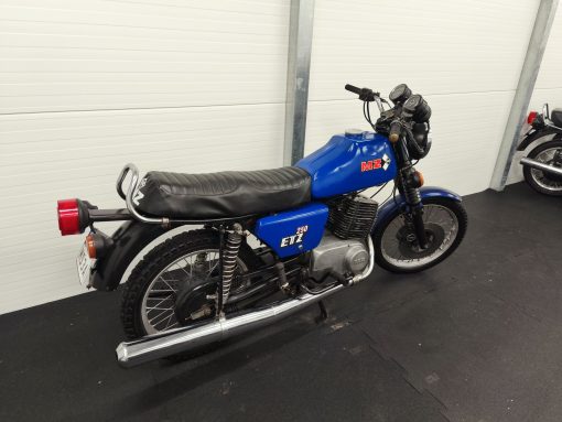 MZ ETZ 250 z dokumentami - obrazek 3