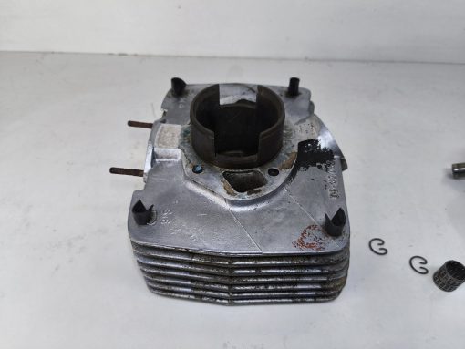 Cylinder silnika MZ TS 250 z tłokiem K20 wymiar 69.48 mm - pierwszy szlif - obrazek 4