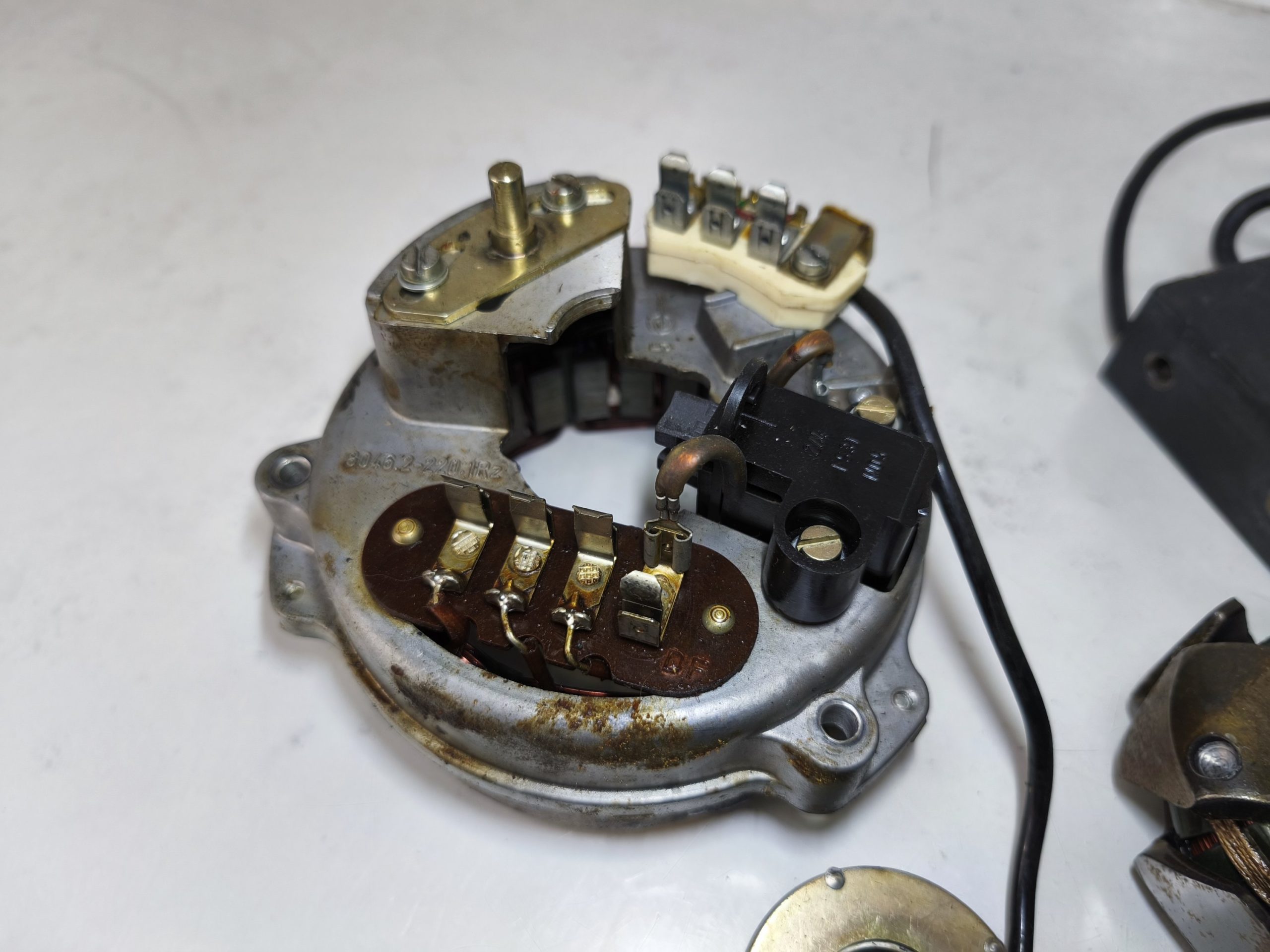 Zapłon elektroniczny typu A MZ ETZ 250 251 125 150 wirnik stojan czujnik Halla moduł zapłonowy - obrazek 3