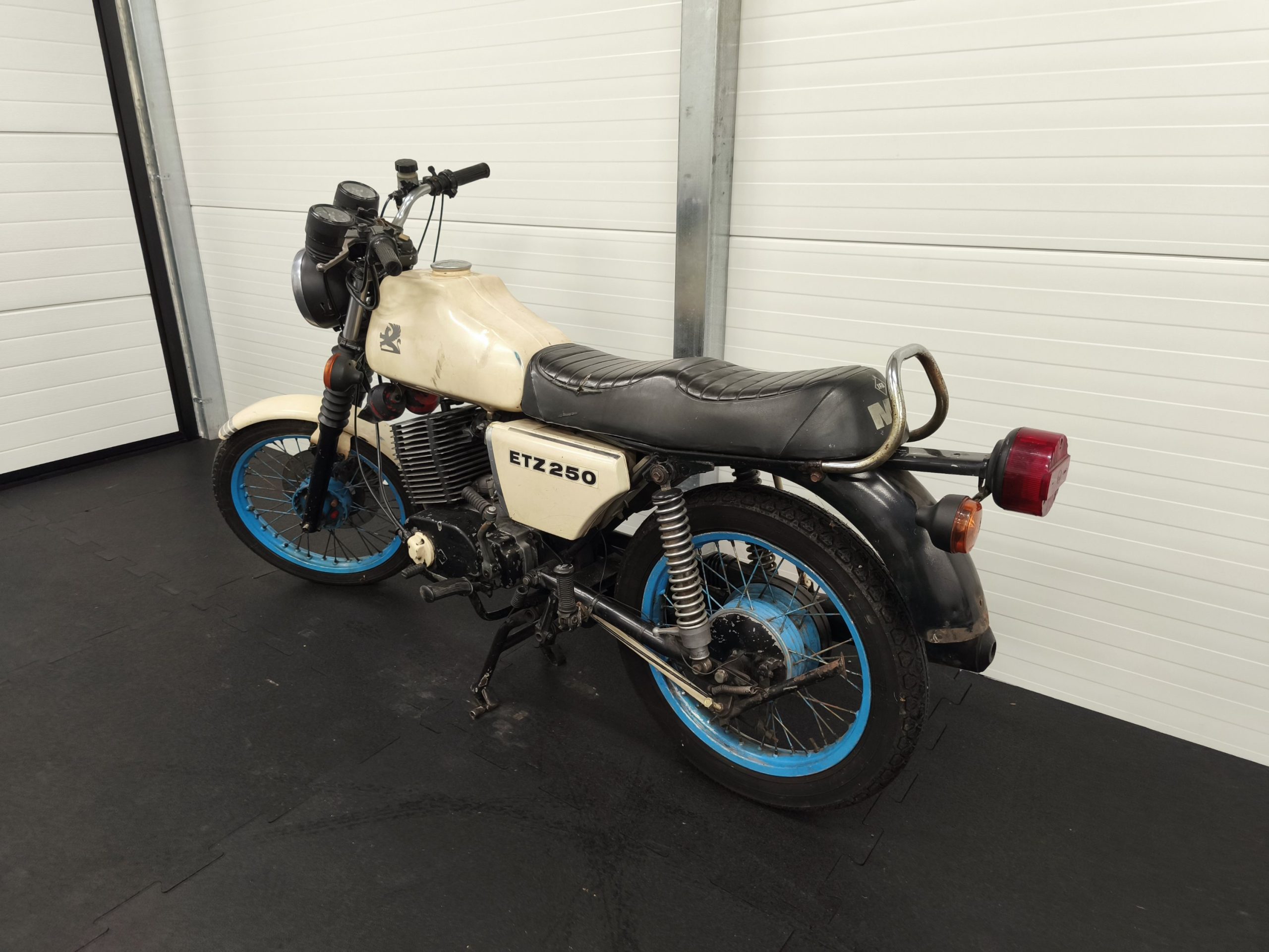 MZ ETZ 250 do renowacji - obrazek 3