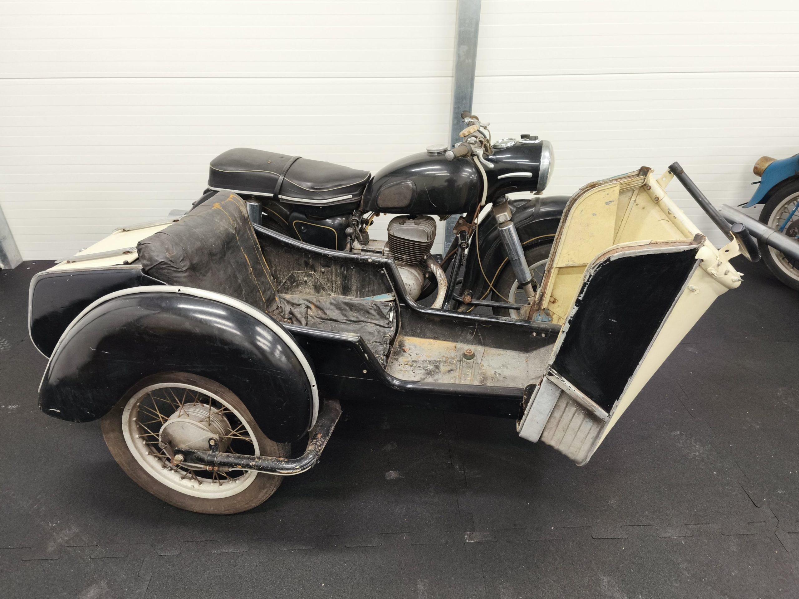 MZ ES 250/1 Jaskółka z wózkiem bocznym - obrazek 32