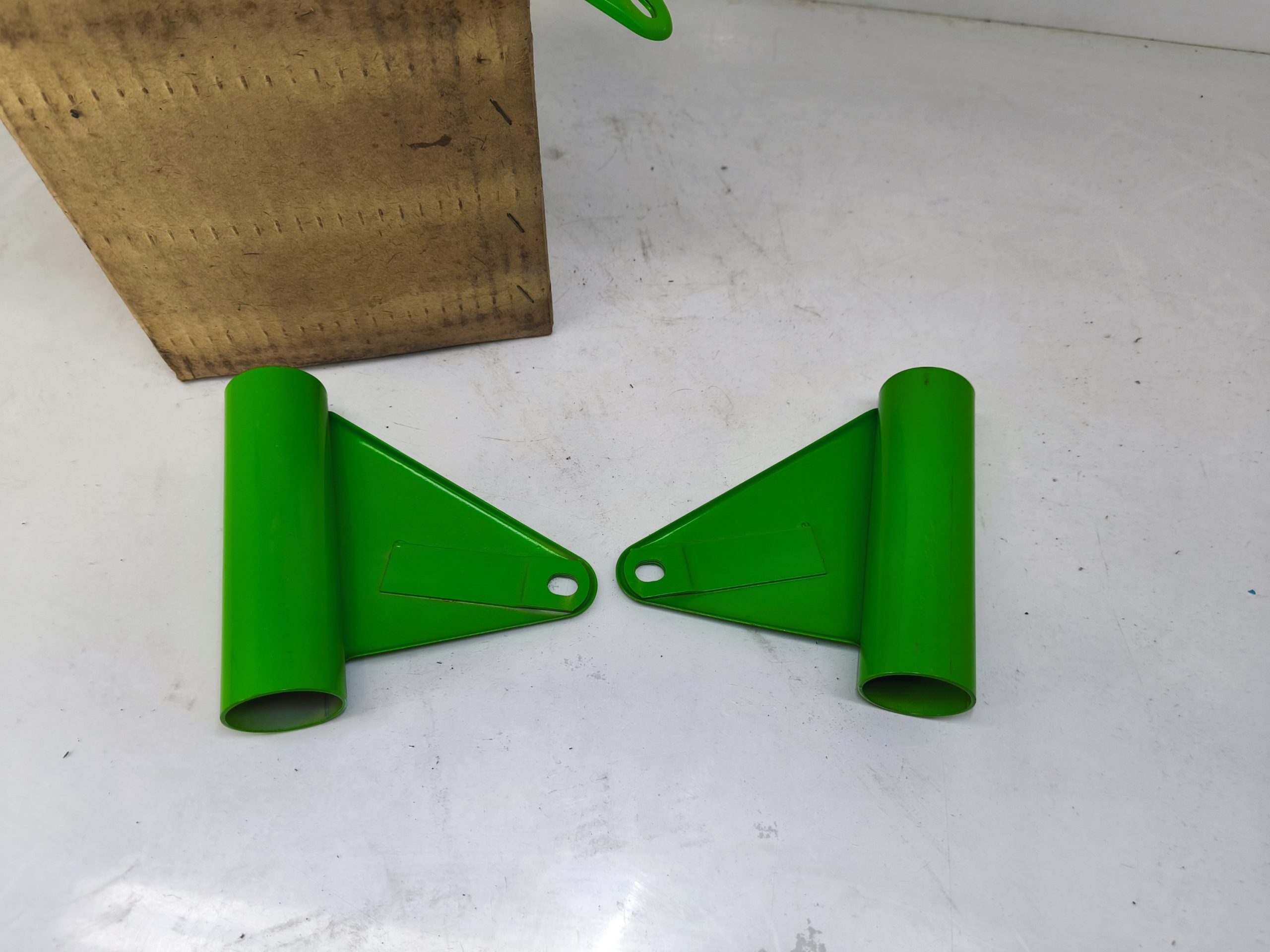 Oryginał DDR nowy - komplet mocowań lampy przedniej MZ TS 250/1 na lagi 35 mm (uchwyt mocowanie chorągiewki lampa przód) - obrazek 5