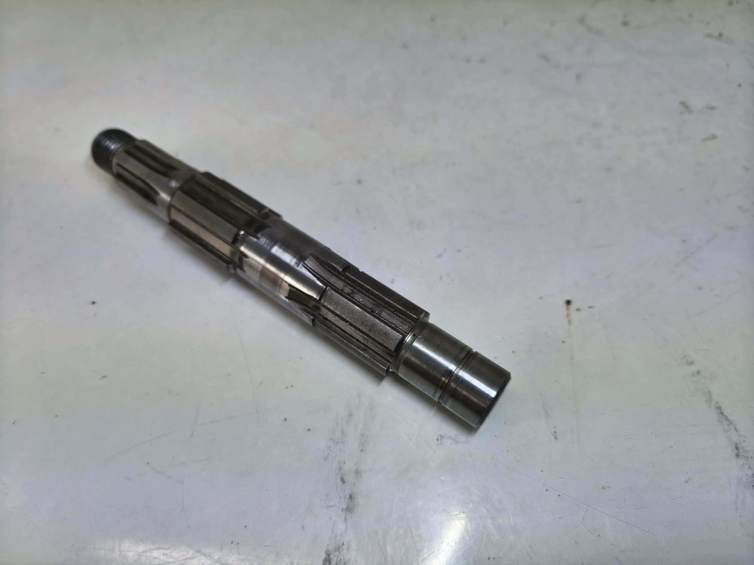 Wałek zdawczy skrzyni biegów MZ ETZ 250 251 301 TS 250/1 - obrazek 3