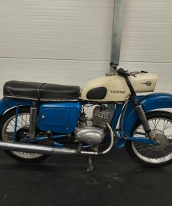 Alternative view of MZ ES 125/1 Trophy z dokumentami