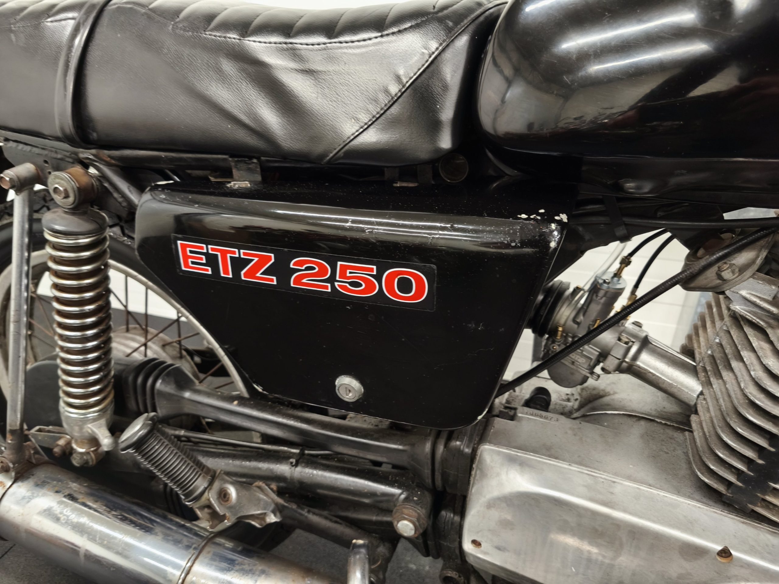 MZ ETZ 250 z dokumentami - obrazek 16