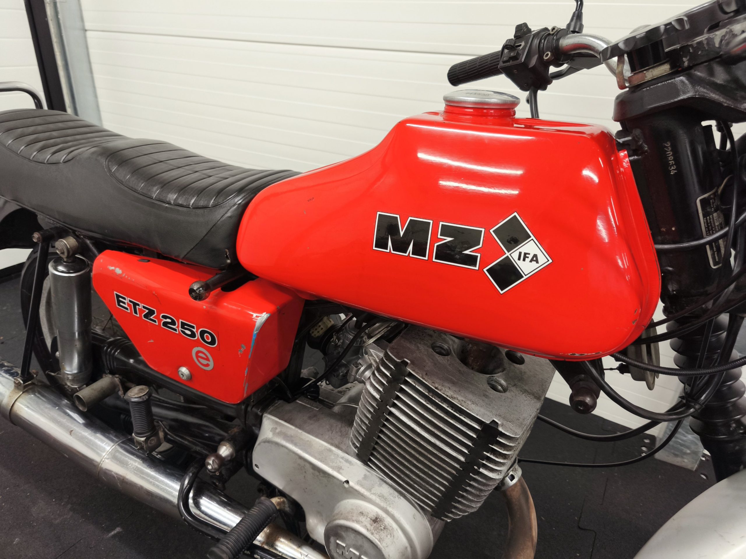 REZERWACJA - MZ ETZ 250 SW z dokumentami - obrazek 15