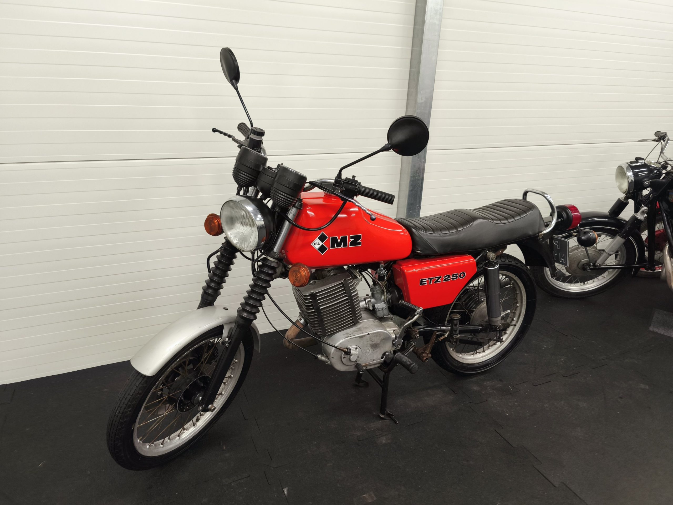 REZERWACJA - MZ ETZ 250 SW z dokumentami - obrazek 5