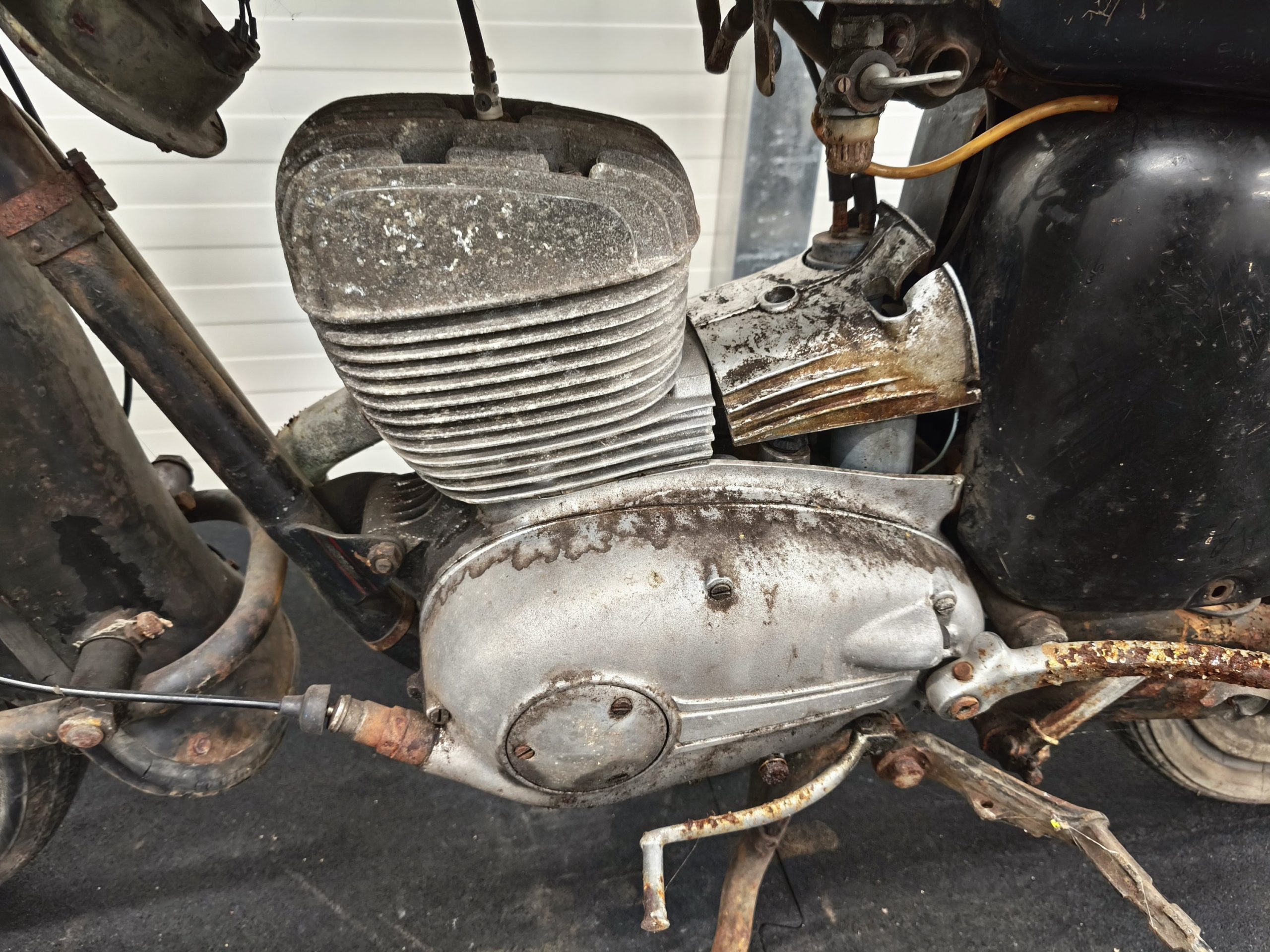 MZ ES 250/1 Jaskółka z dokumentami - obrazek 23