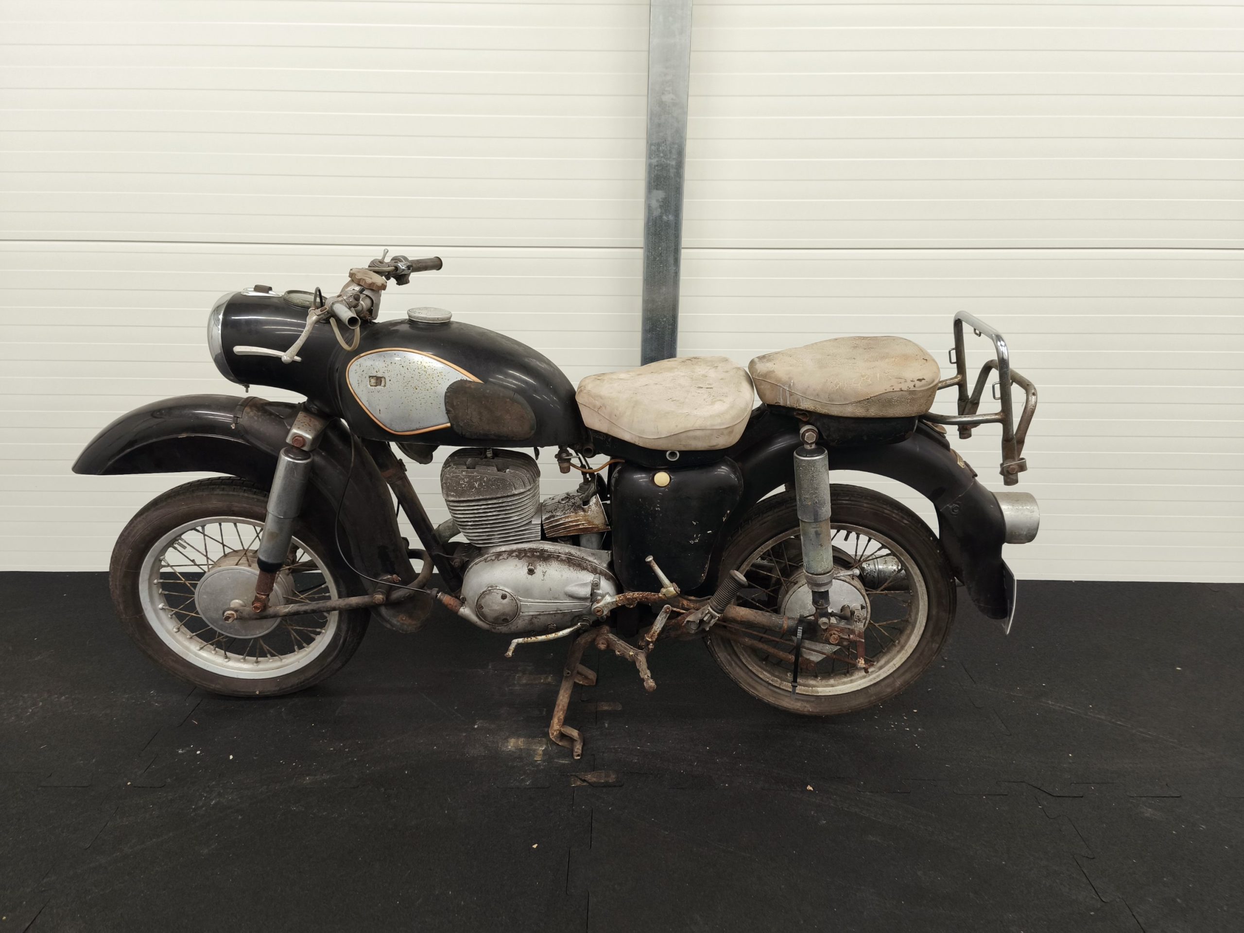 MZ ES 250/1 Jaskółka z dokumentami - obrazek 4