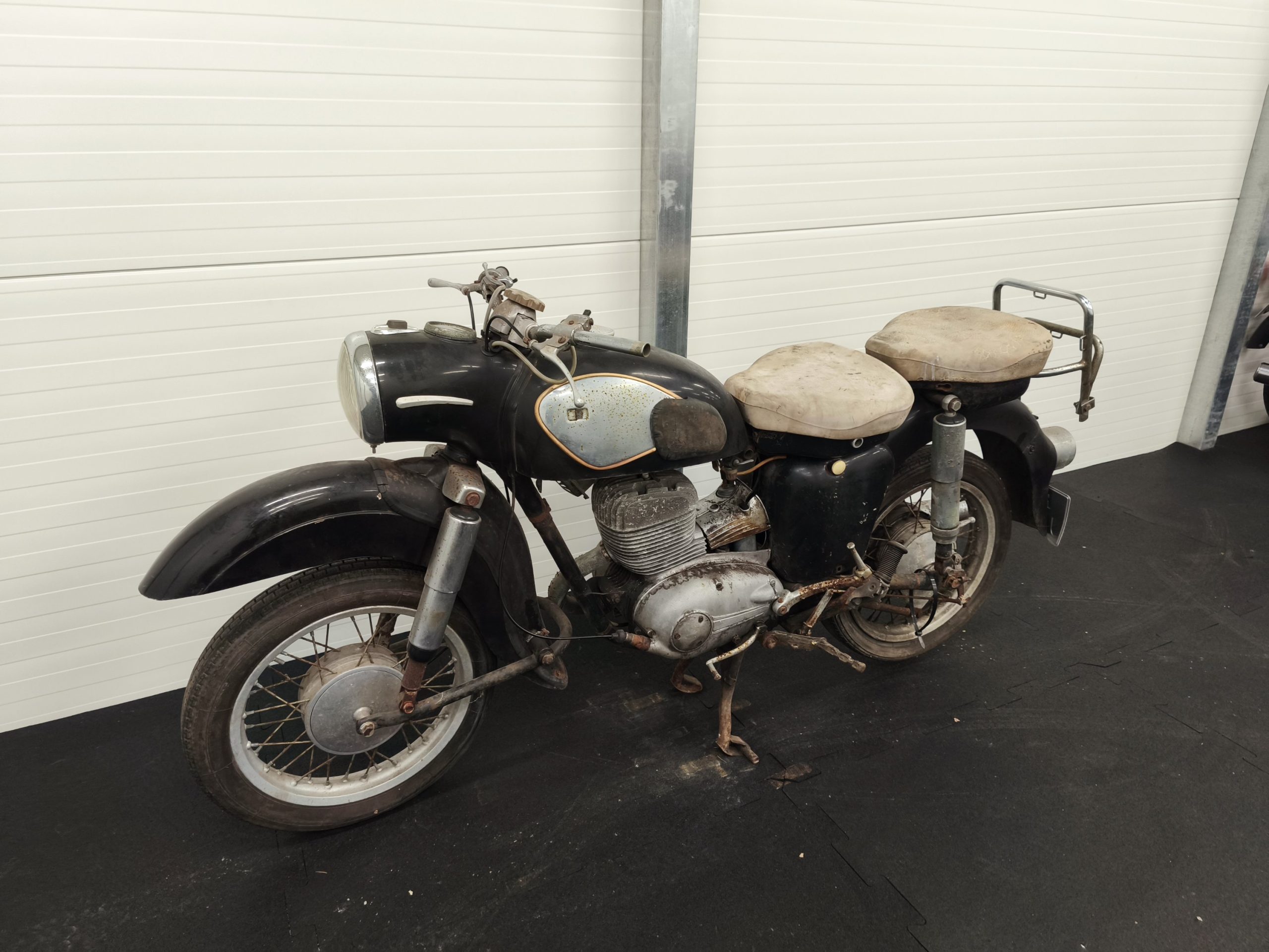 MZ ES 250/1 Jaskółka z dokumentami - obrazek 5