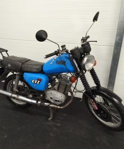Alternative view of MZ ETZ 125 z dokumentami