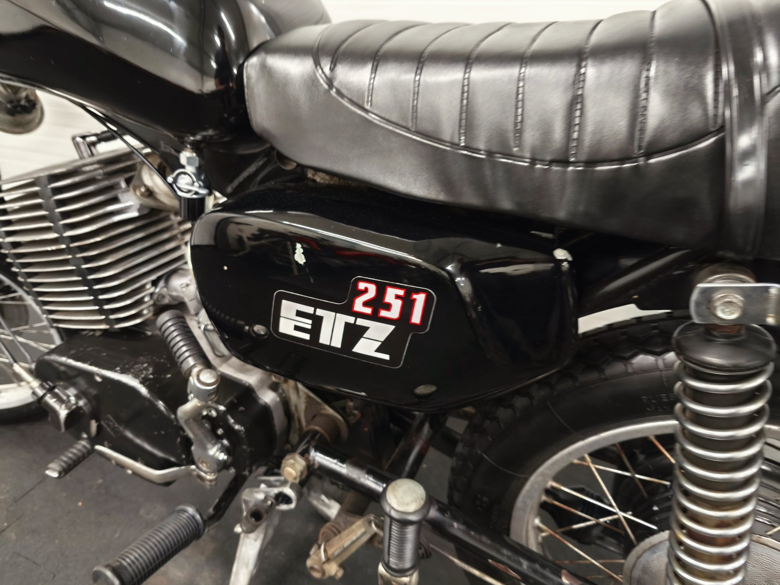 REZERWACJA - MZ ETZ 251 z dokumentami. - obrazek 25