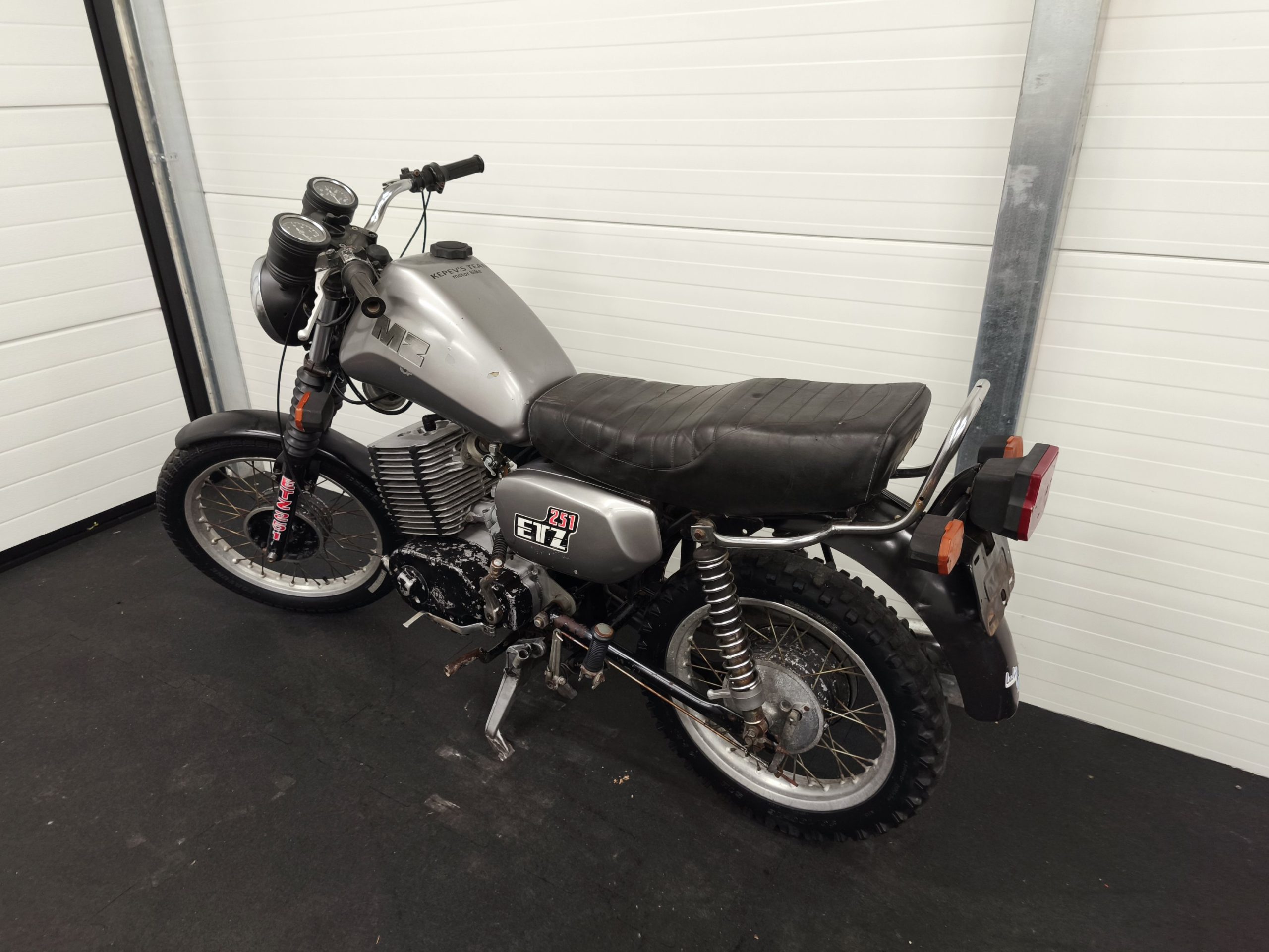 MZ ETZ 251 - baza do renowacji. - obrazek 6