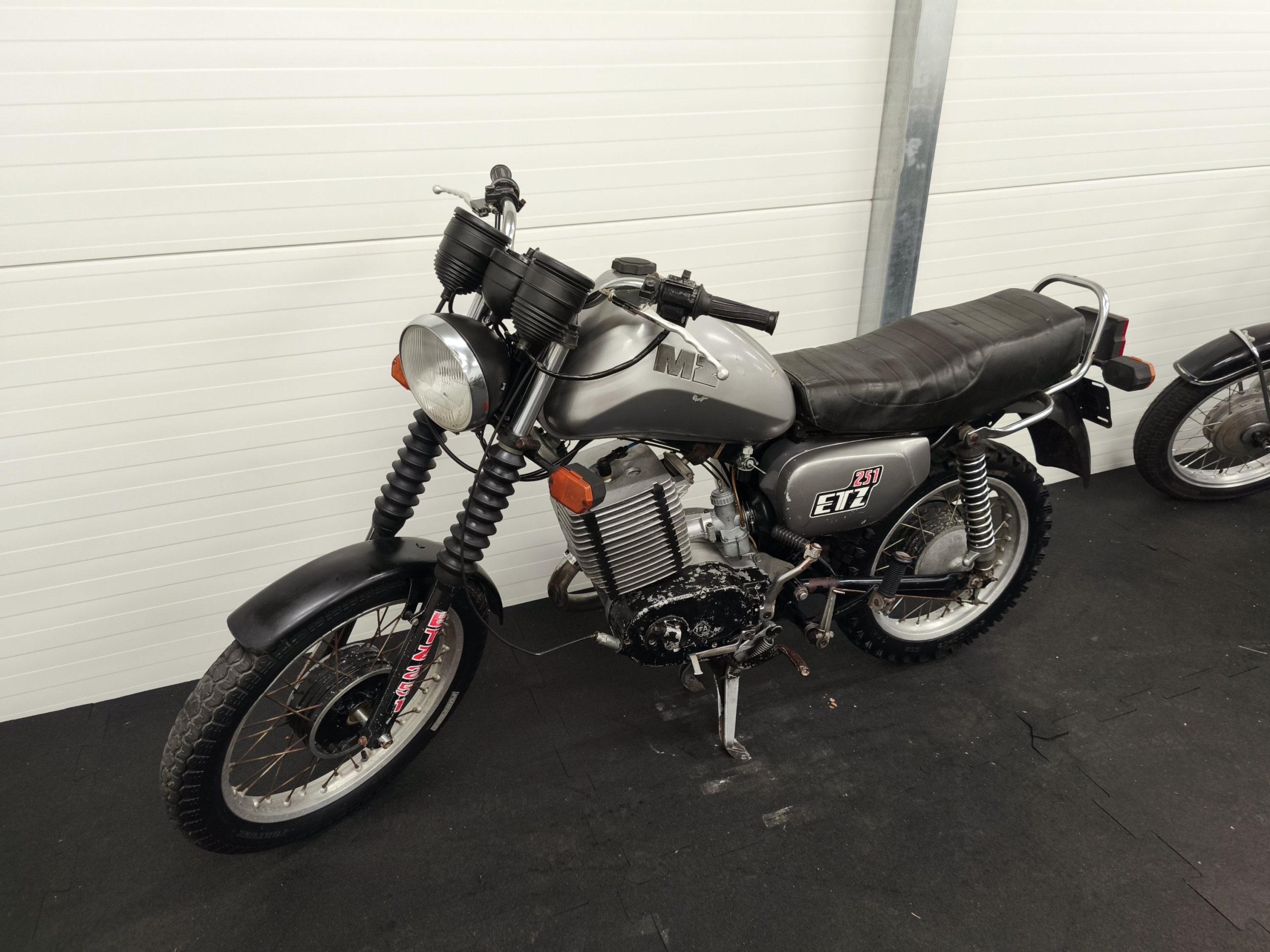 MZ ETZ 251 - baza do renowacji. - obrazek 5