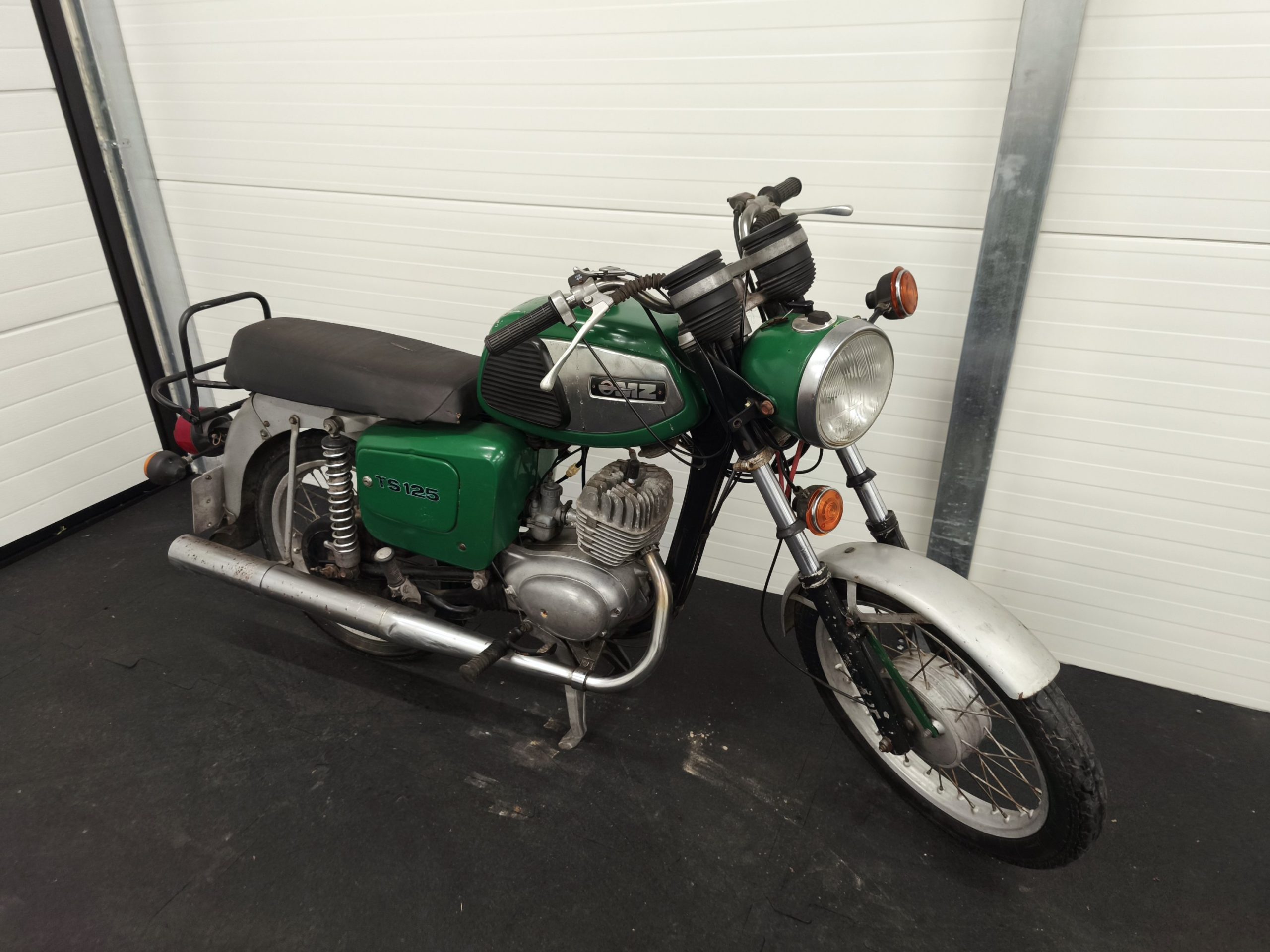 MZ TS 125 z dokumentami - ciemno zielona. - obrazek 2