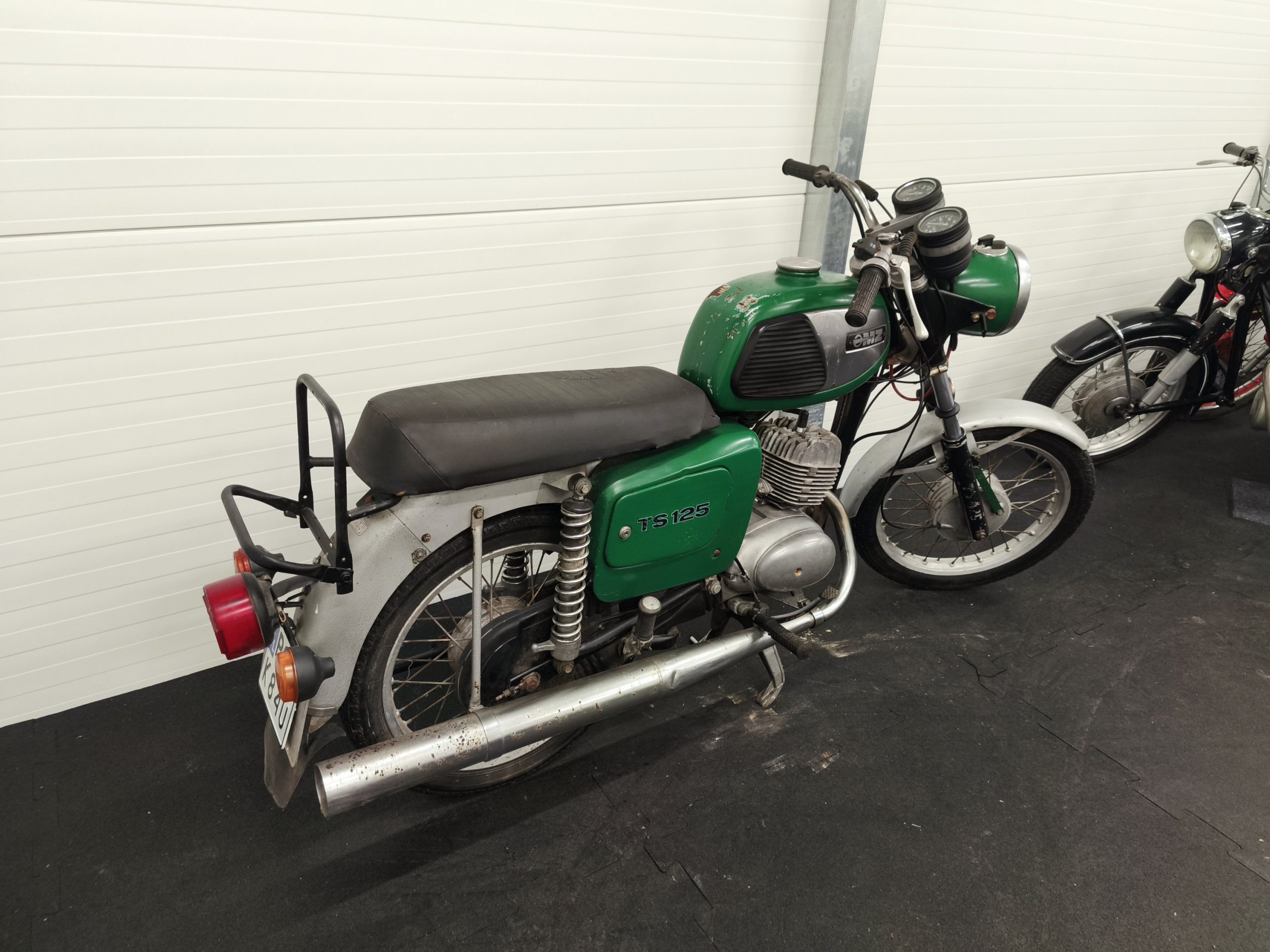 MZ TS 125 z dokumentami - ciemno zielona. - obrazek 3