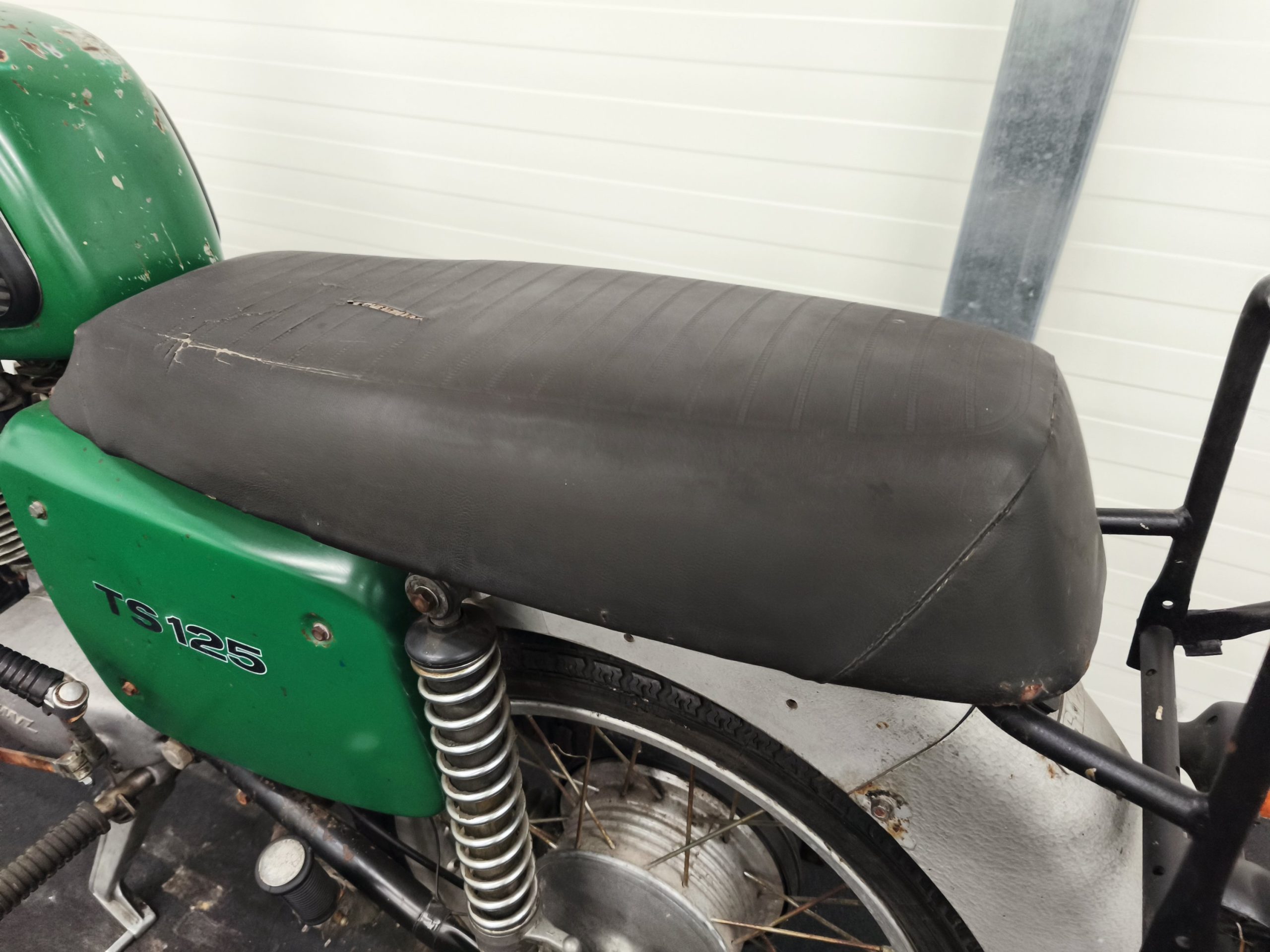 MZ TS 125 z dokumentami - ciemno zielona. - obrazek 20