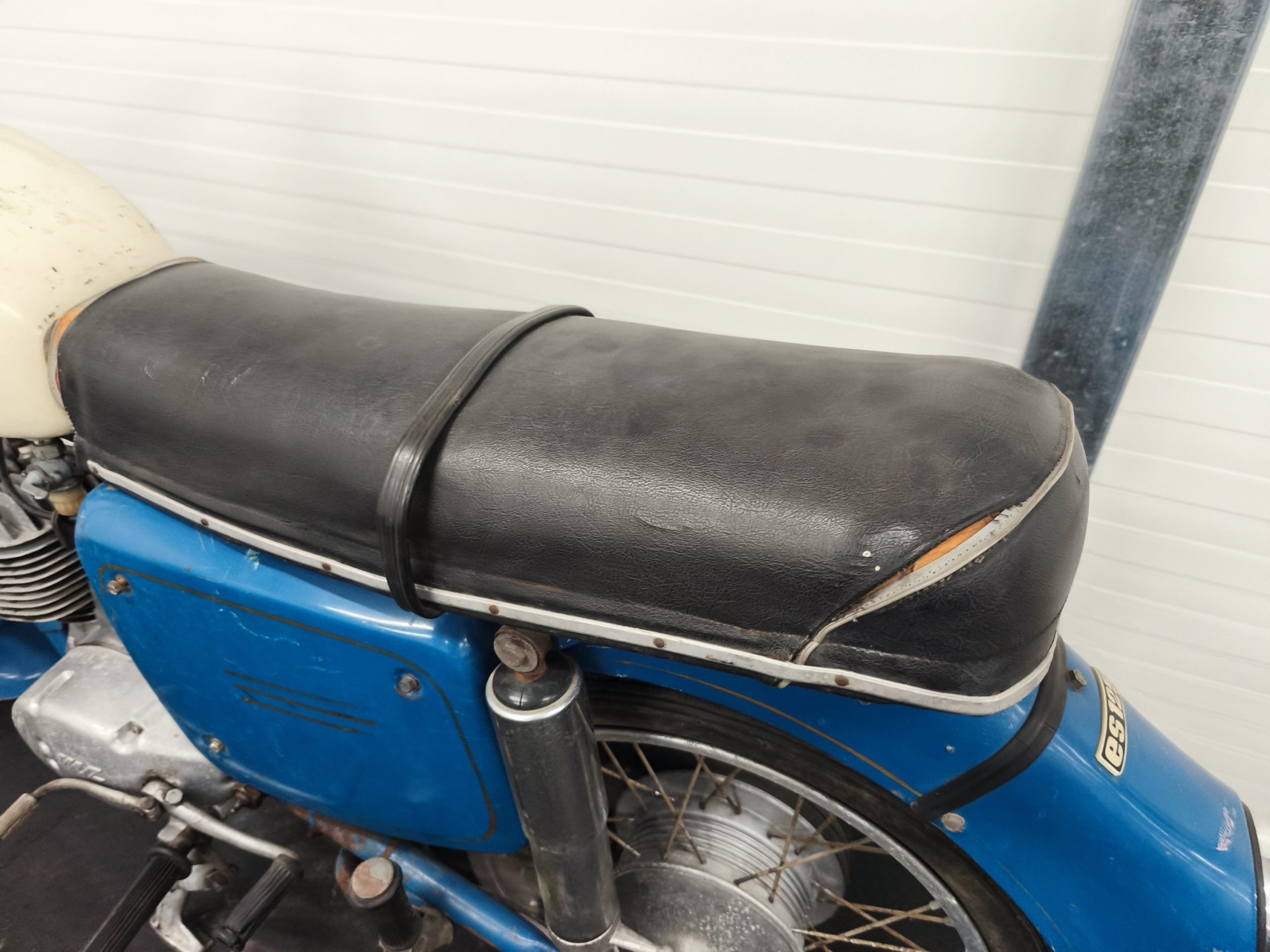 MZ ES 125 Trophy z dokumentami - obrazek 23