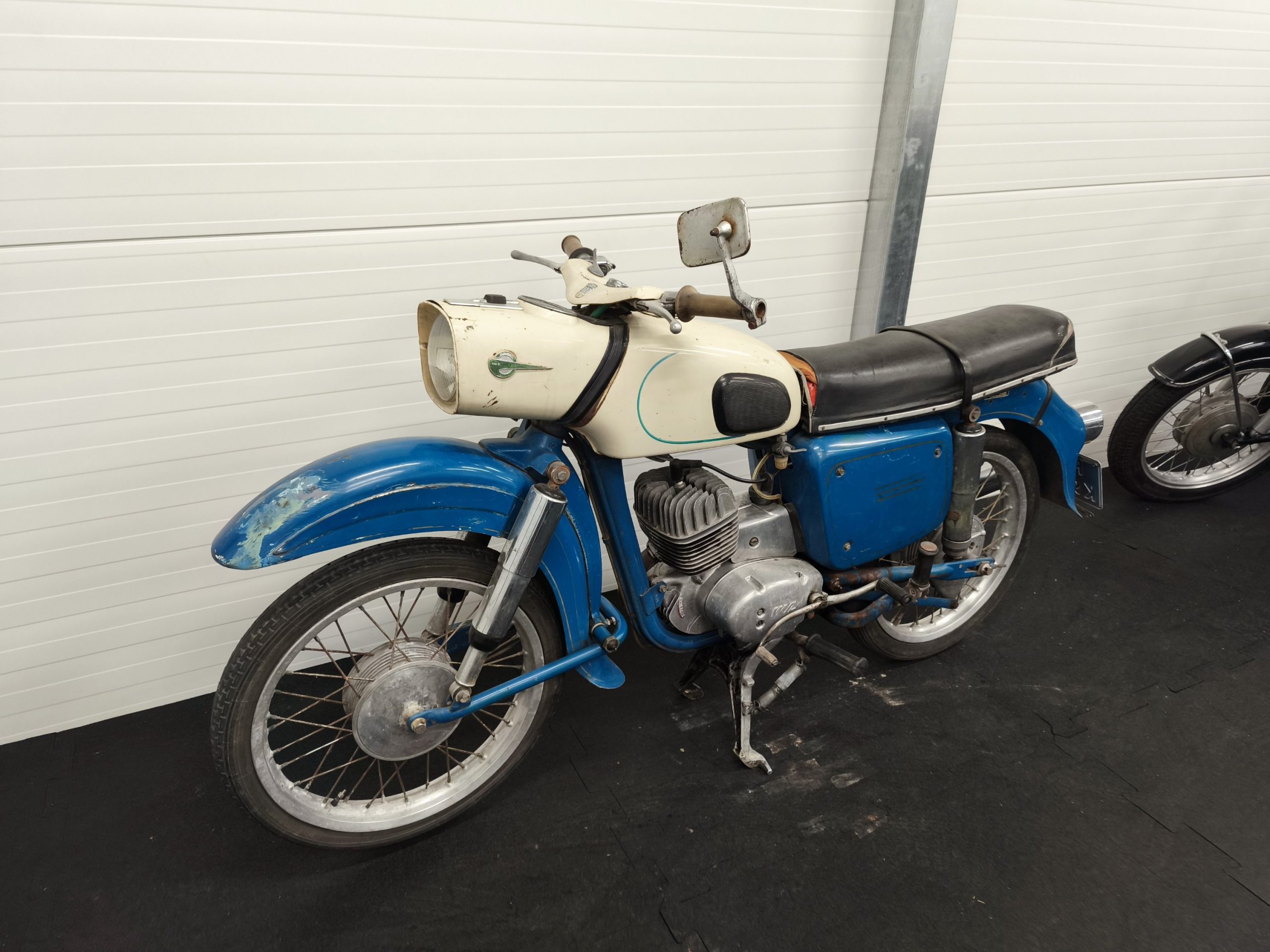 MZ ES 125 Trophy z dokumentami - obrazek 5