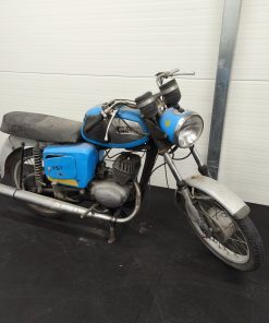 Alternative view of MZ TS 125 z dokumentami - zabytek