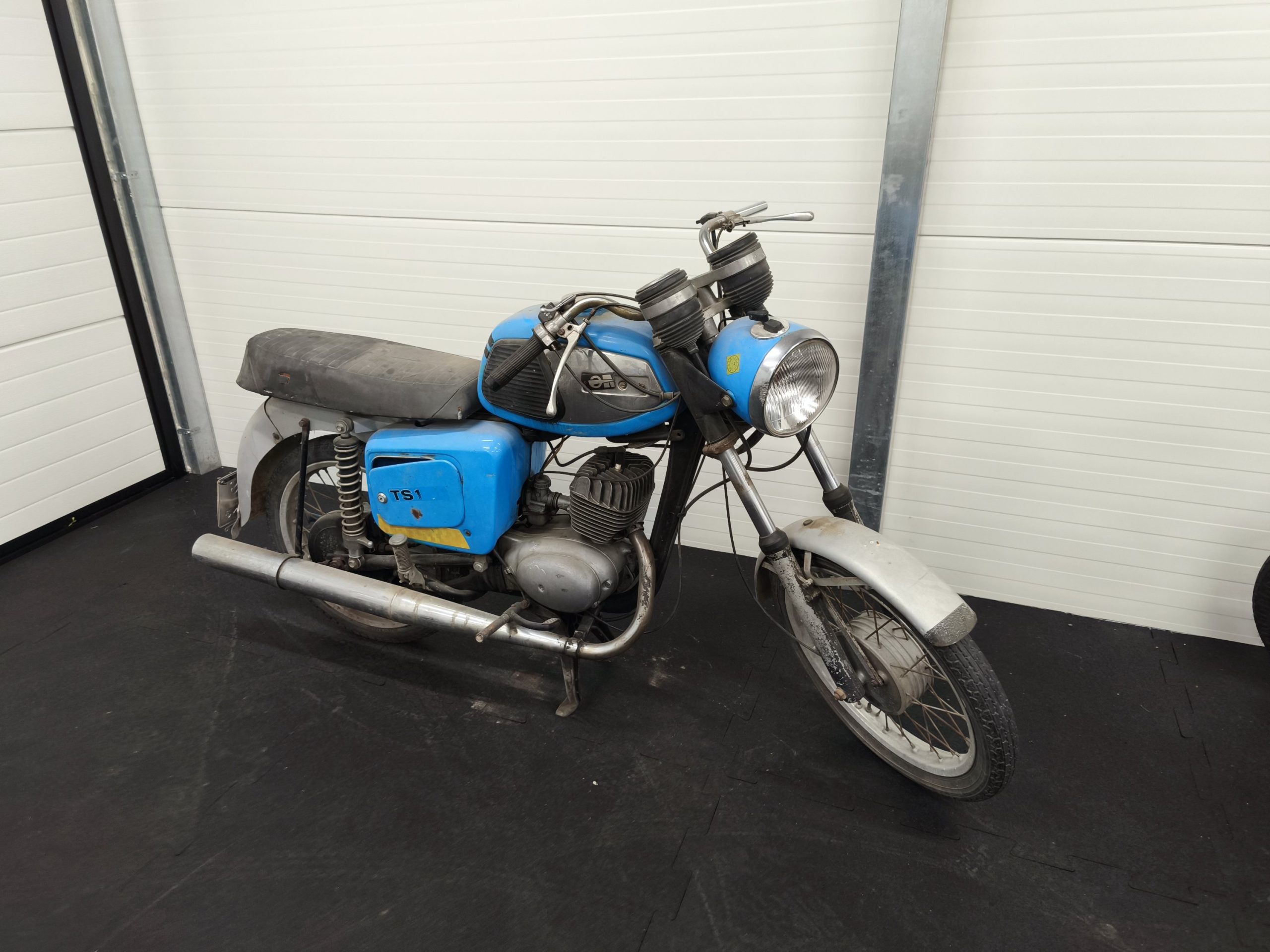 MZ TS 125 z dokumentami - zabytek - obrazek 2