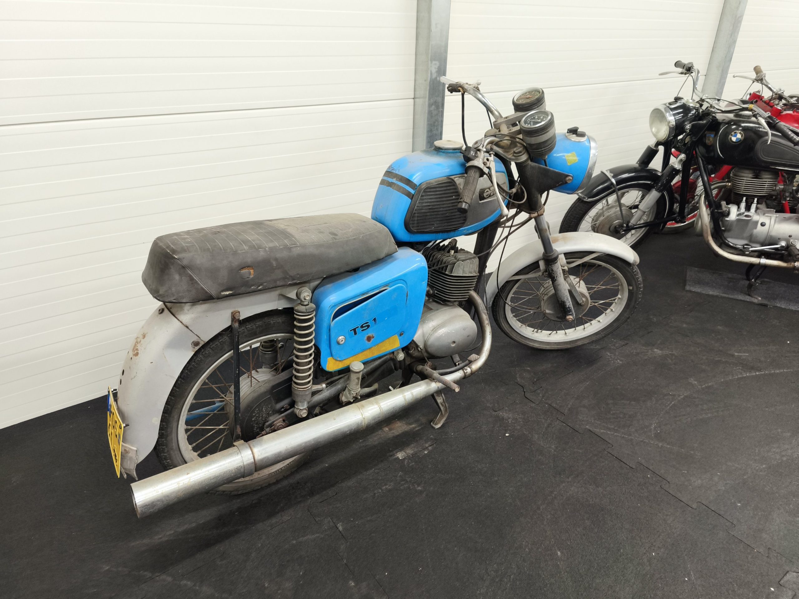 MZ TS 125 z dokumentami - zabytek - obrazek 3