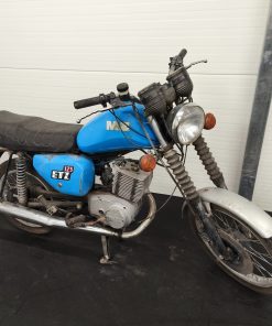 Alternative view of MZ ETZ 125 - oryginał lakier.