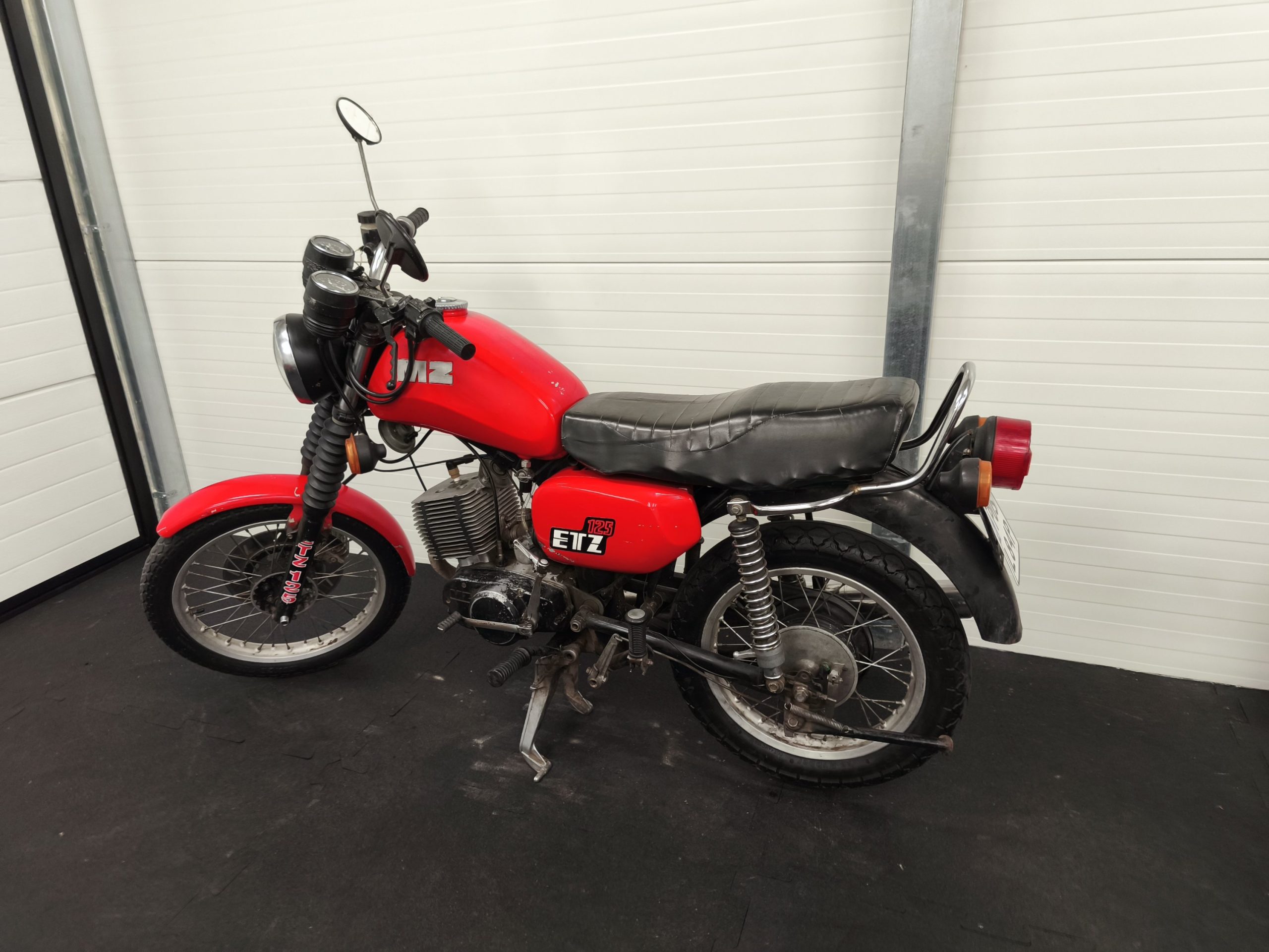 MZ ETZ 125 z dokumentami - obrazek 6