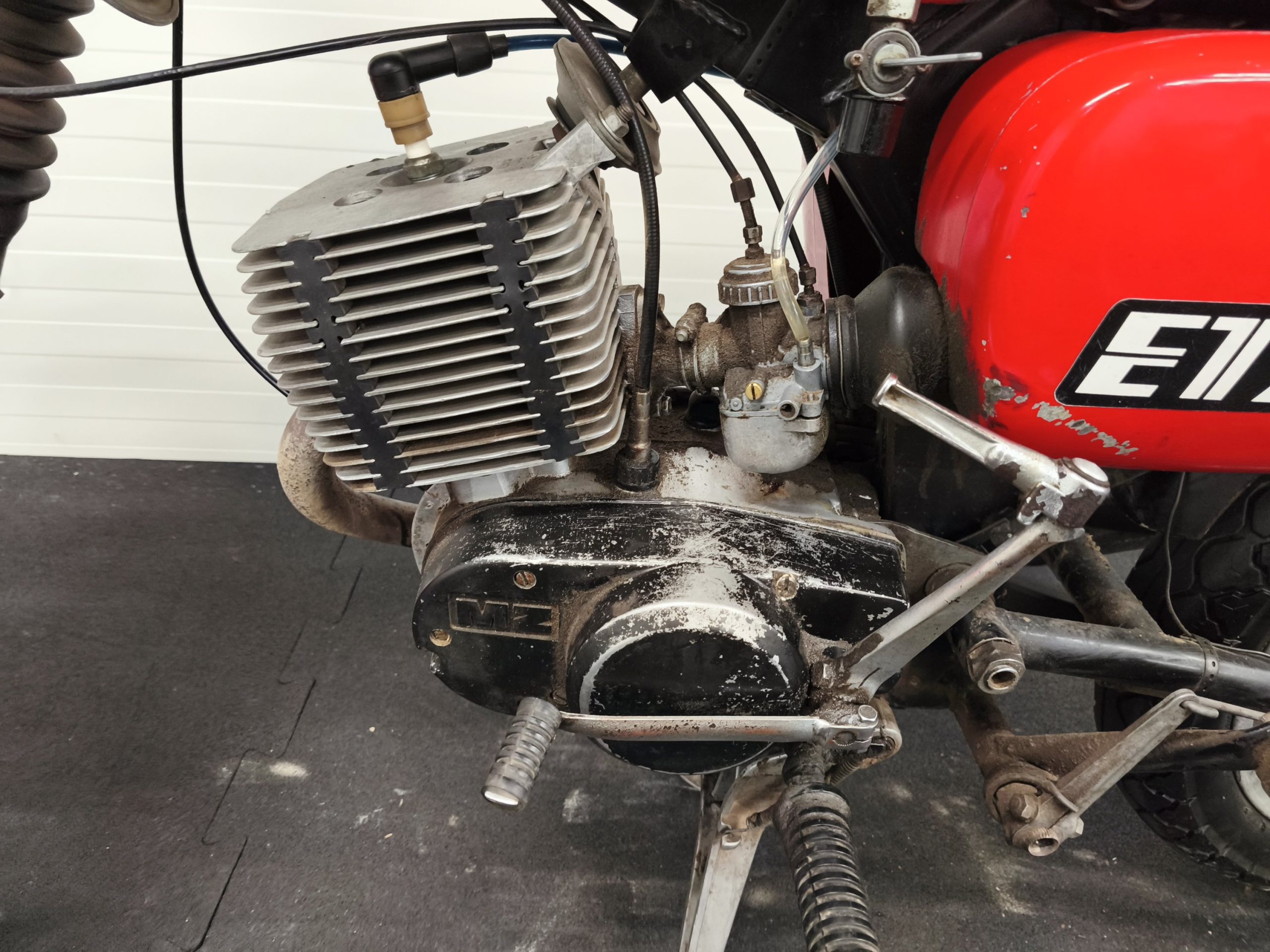 MZ ETZ 125 z dokumentami - obrazek 24