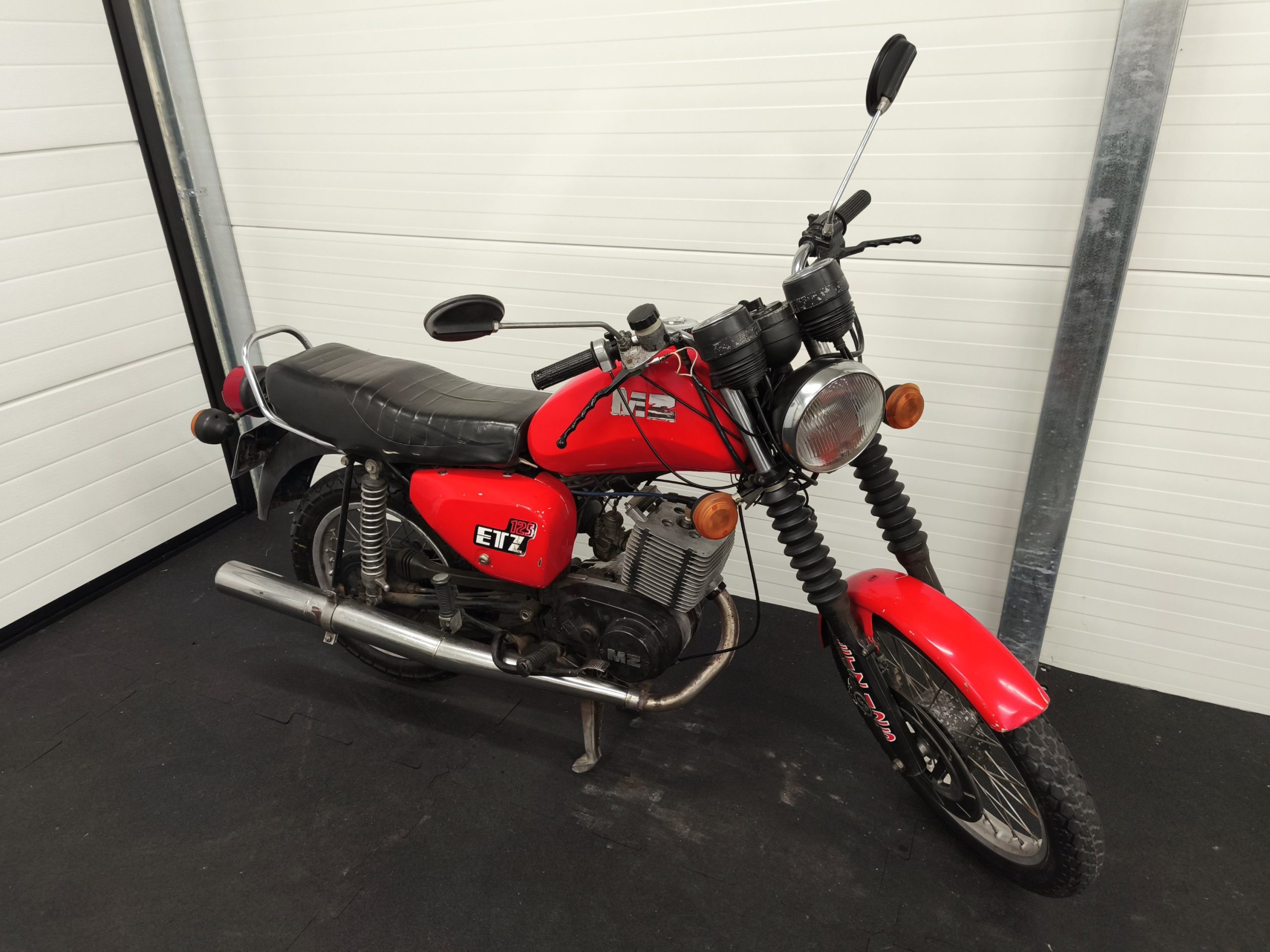 MZ ETZ 125 z dokumentami - obrazek 2