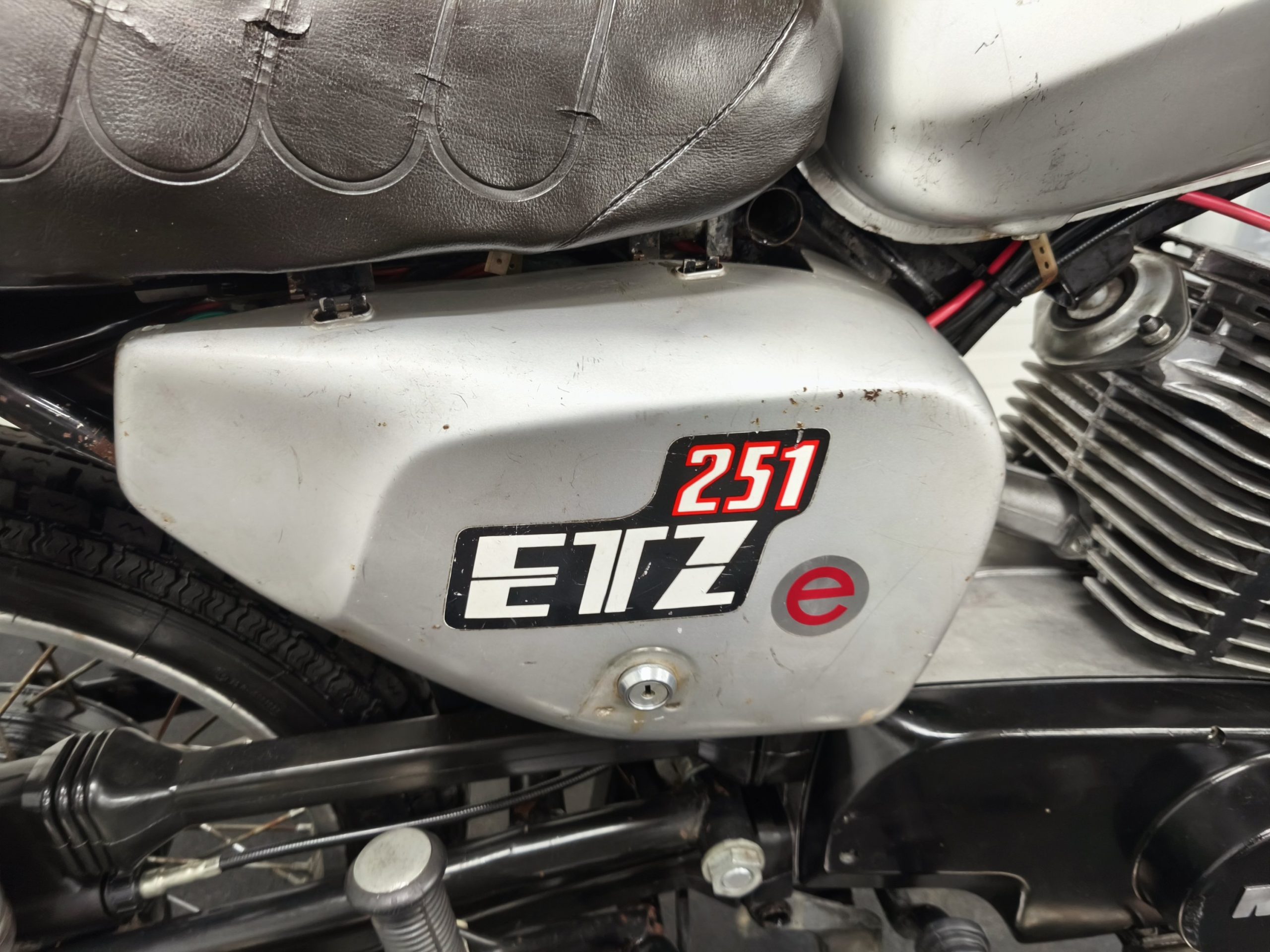 MZ ETZ 251 z dokumentami - obrazek 18