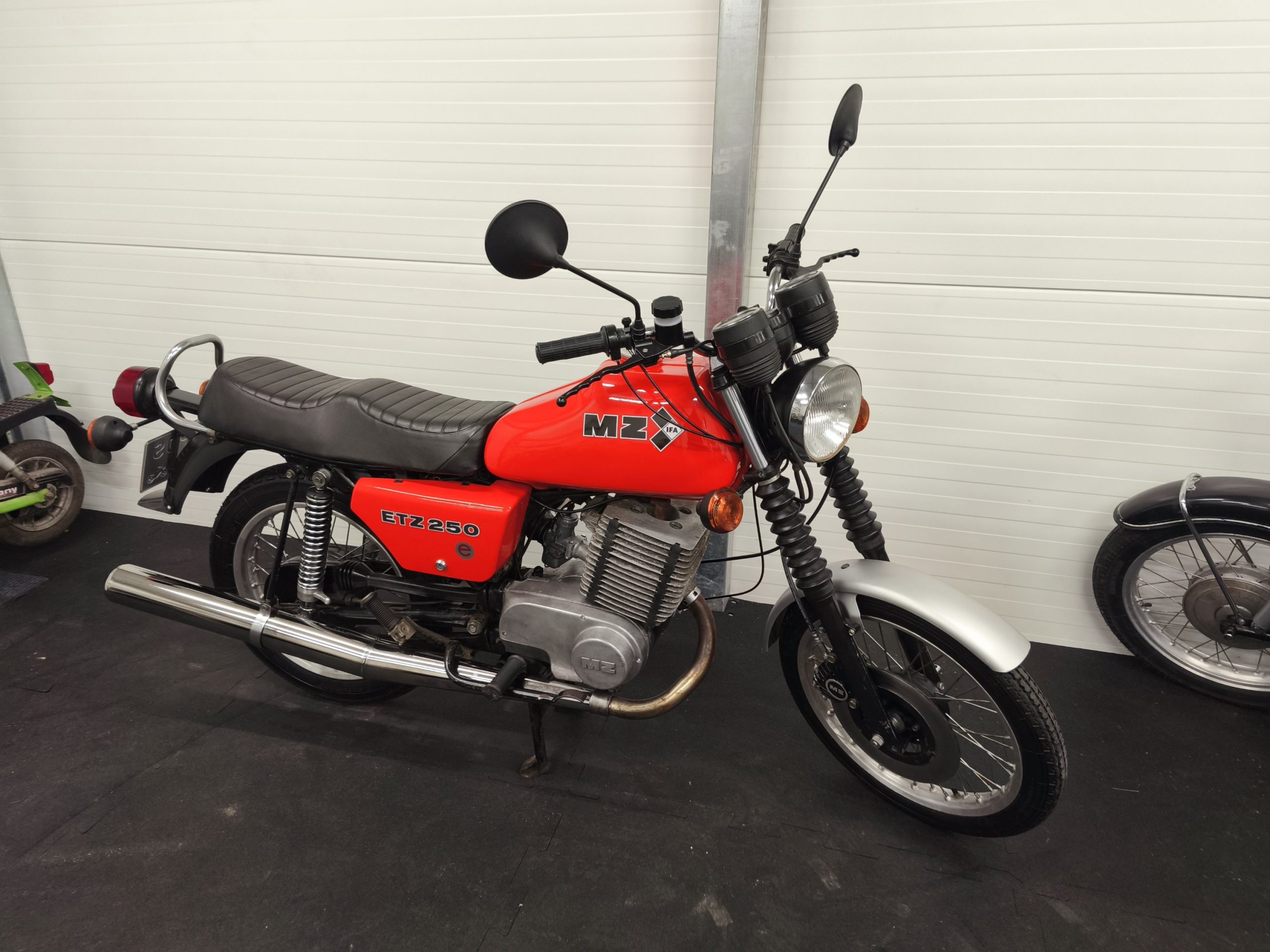 REZERWACJA - MZ ETZ 250 z dokumentami - obrazek 2