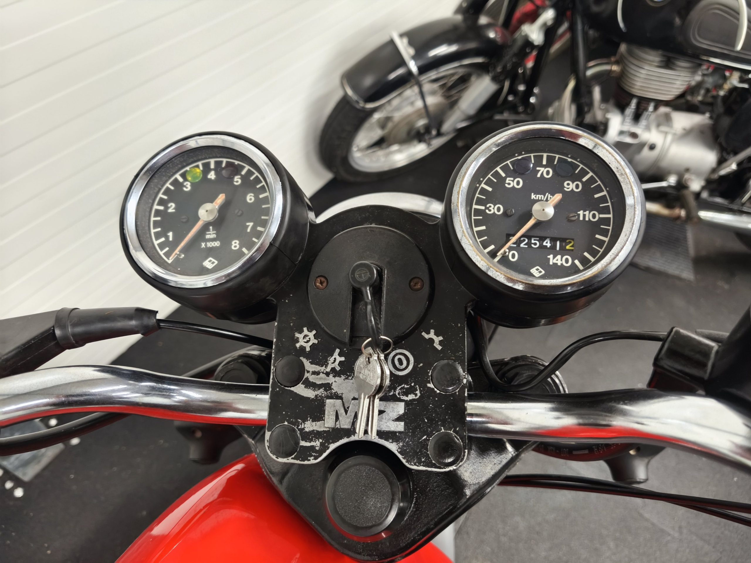 REZERWACJA - MZ ETZ 250 z dokumentami - obrazek 12