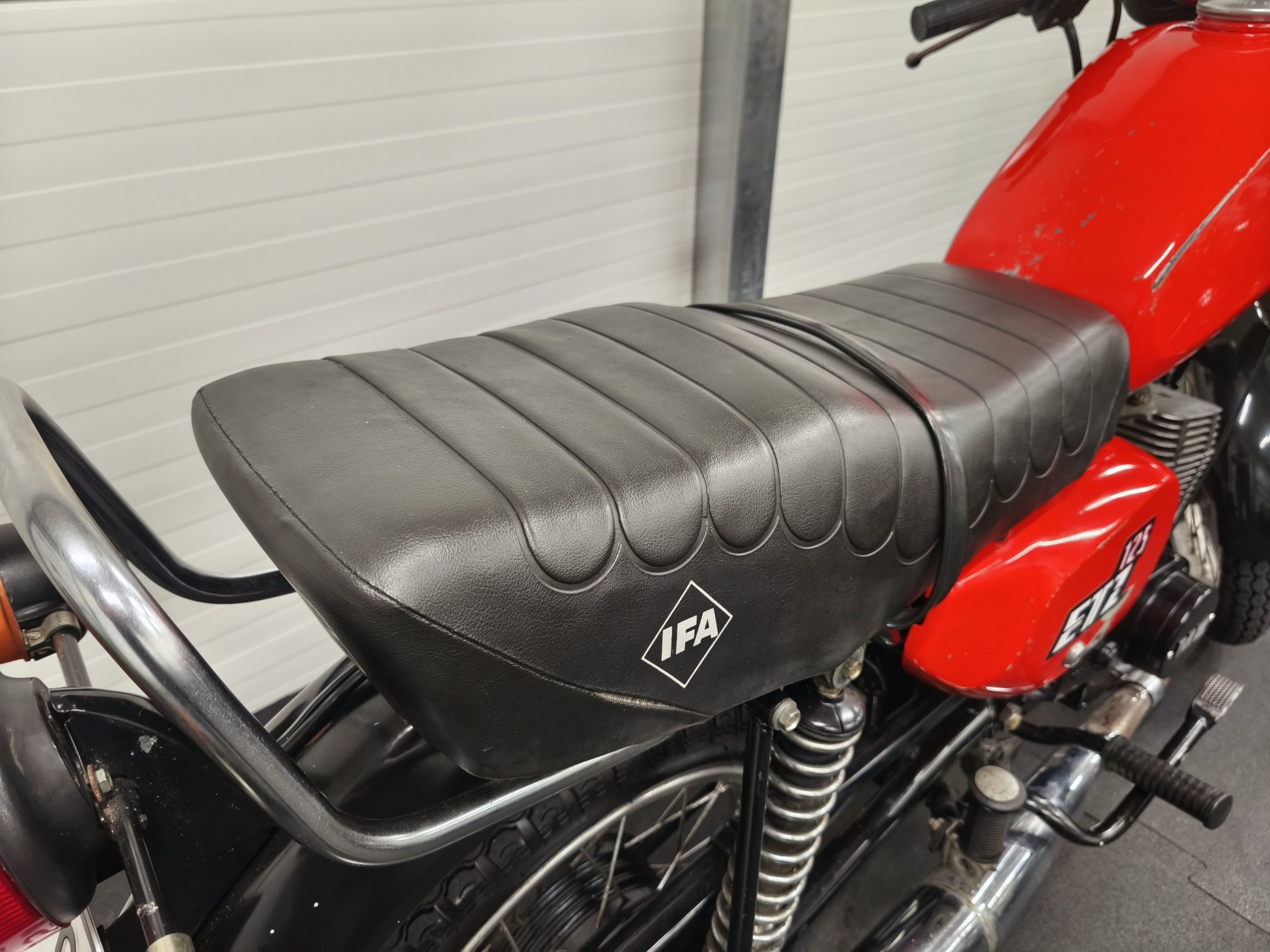 MZ ETZ 125 z dokumentami - obrazek 20