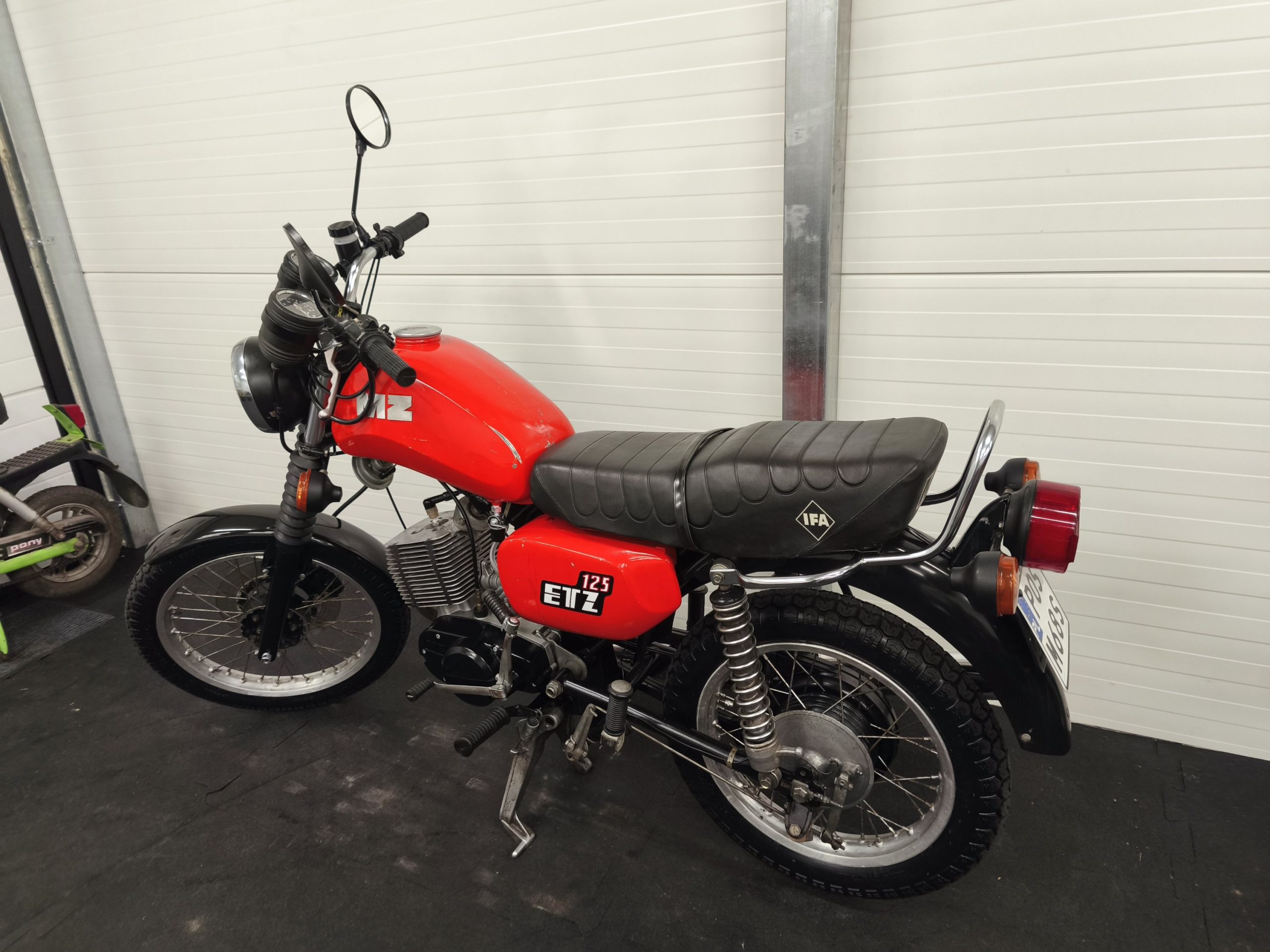 MZ ETZ 125 z dokumentami - obrazek 6